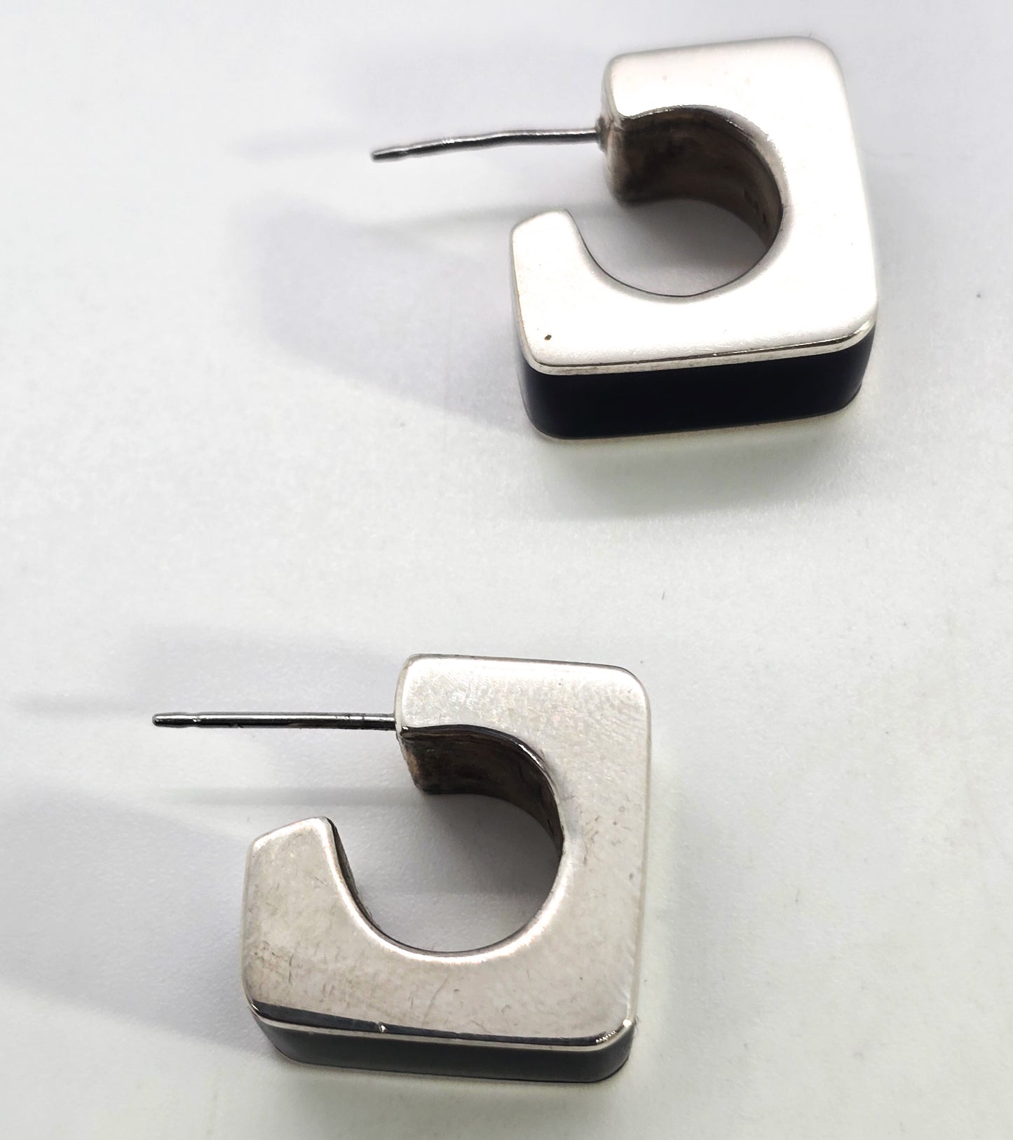 Mexican onyx inlay thick cubed sterling silver vintage hoop earrings