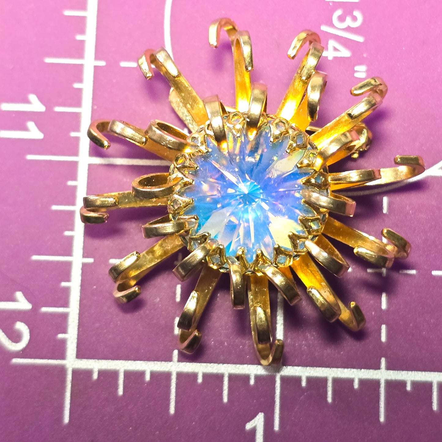 Sarah Coventry Mystic Blue 1969 signed vintage gold toned atomic scatter brooch