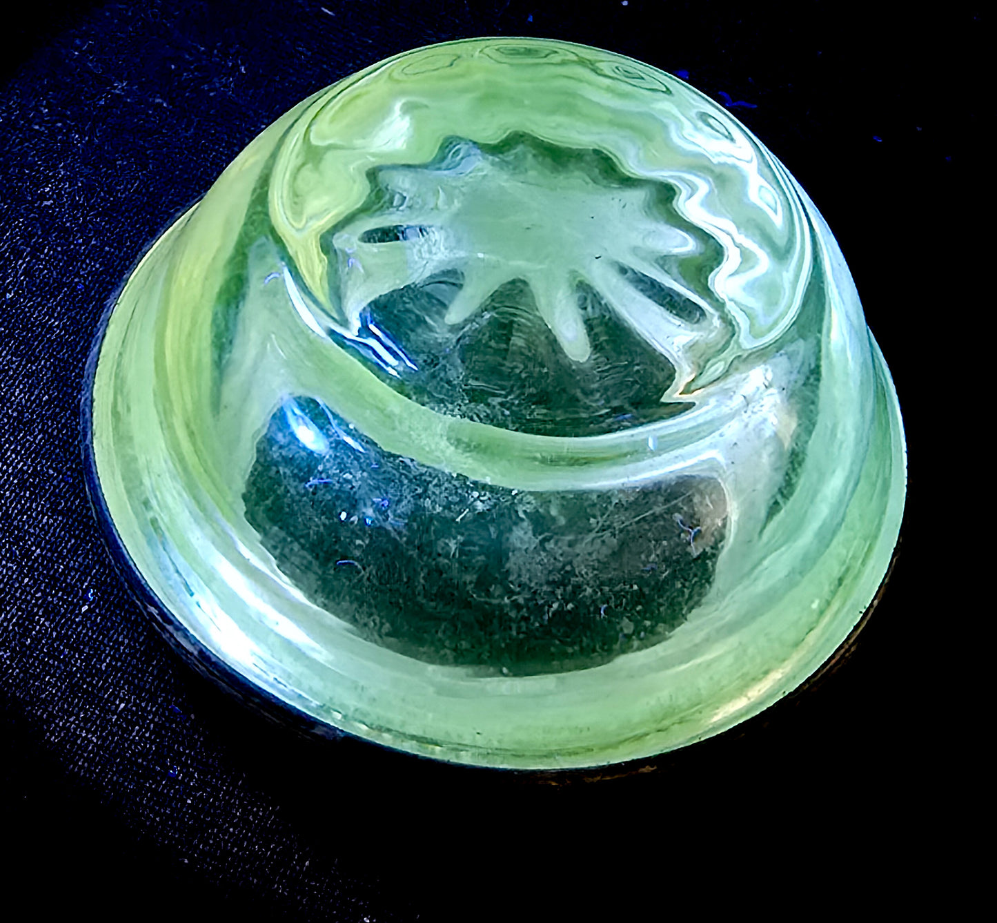 Frank M Whiting Manganese glass sterling silver lipped vintage table top salt cellar