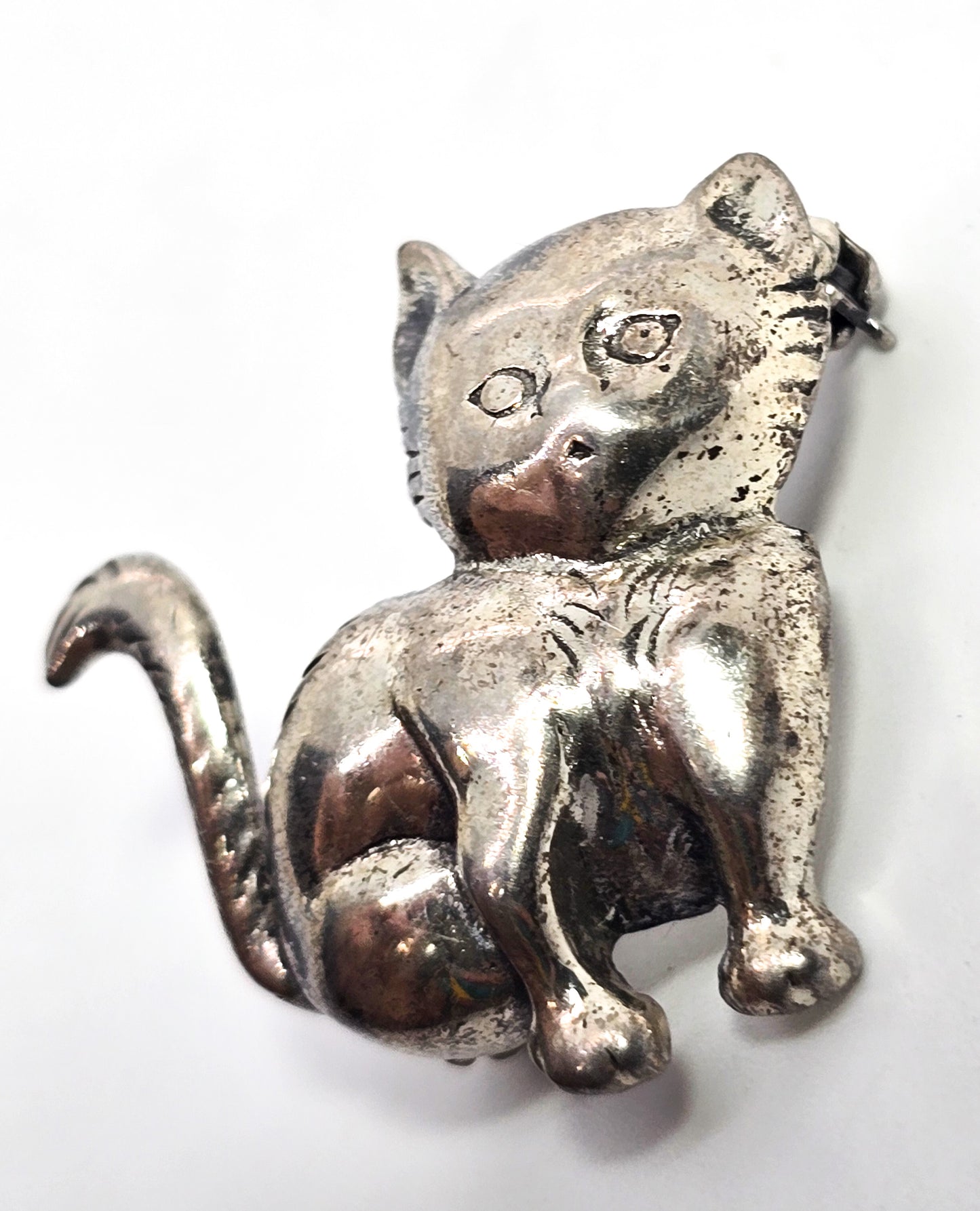 Jewel Art Kitty Cat sitting kitten vintage signed sterling silver feline brooch