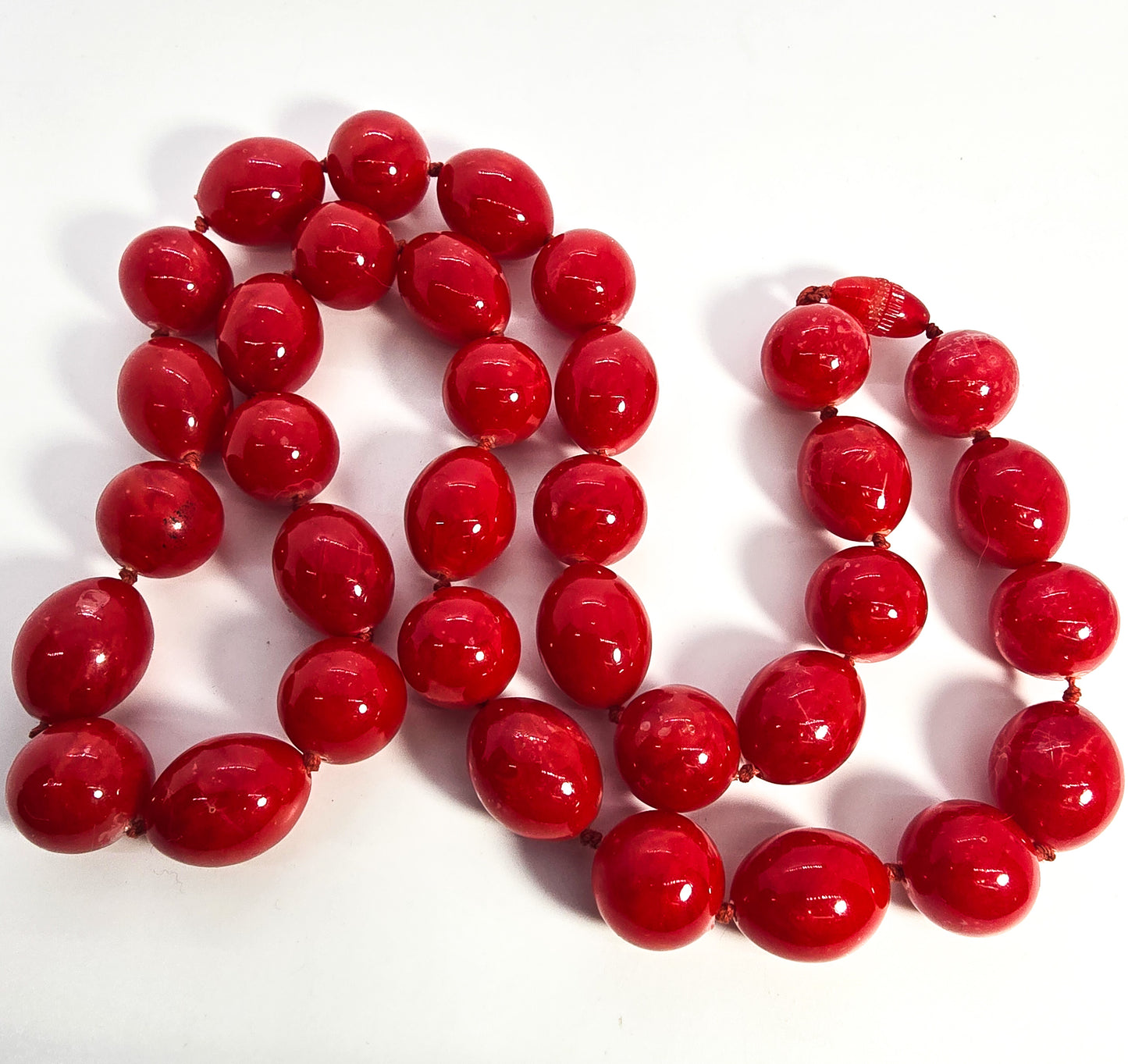 Cherry Red Lucite large alternating bead vintage beaded necklace