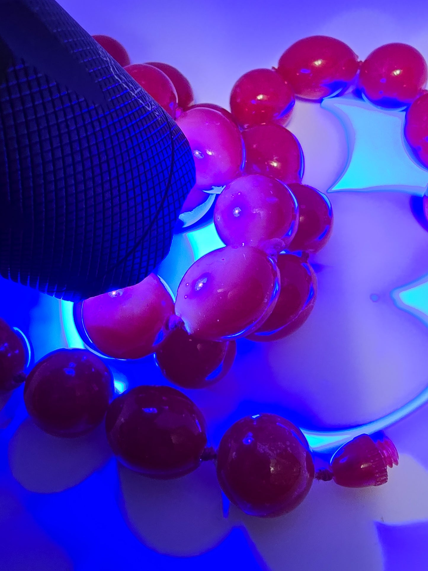 Cherry Red Lucite large alternating bead vintage beaded necklace