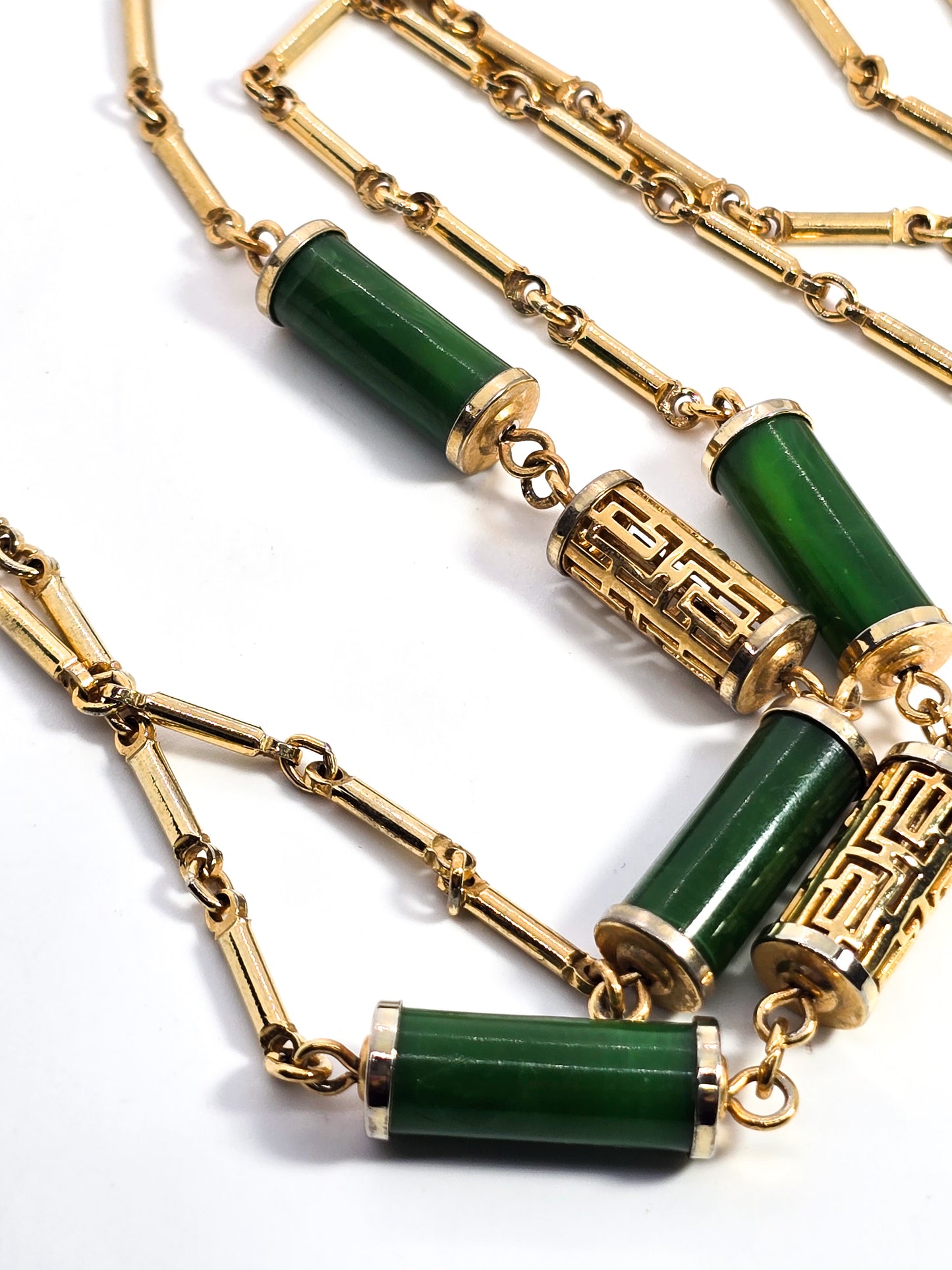 Vintage Sarah Coventry “Oriental Lanterns” Faux Green Jade vintage necklace