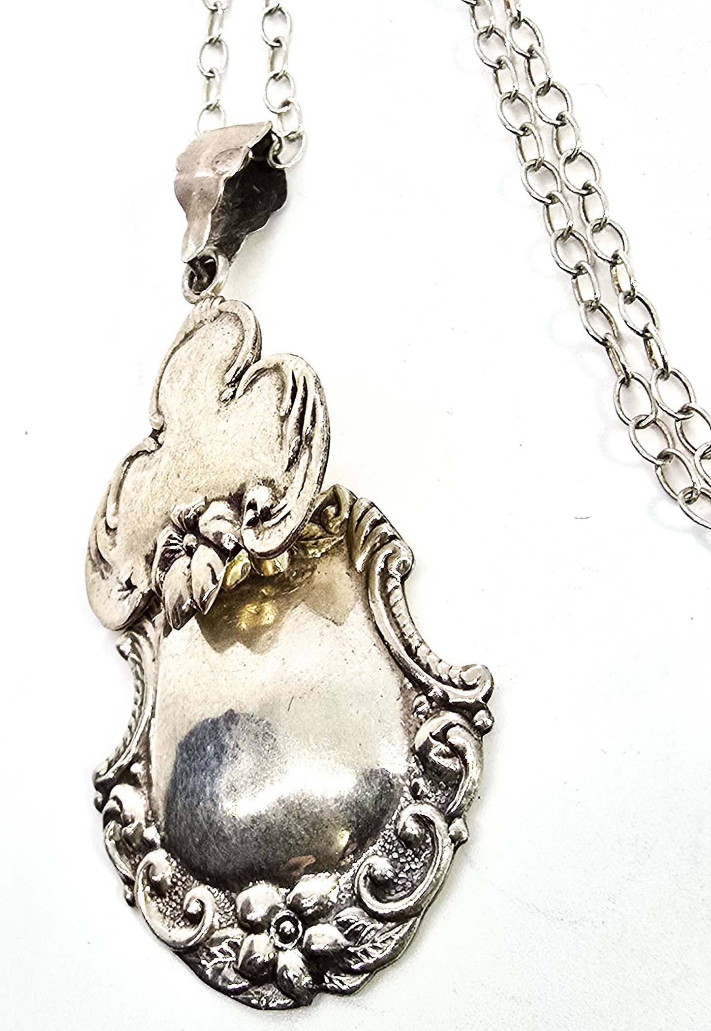 Art nouveau style floral articulated vintage sterling silver pendant necklace