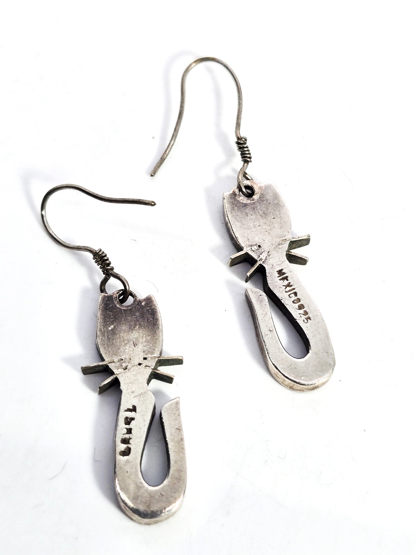 Taxco Mexico vintage cat black enamel sterling silver drop earrings