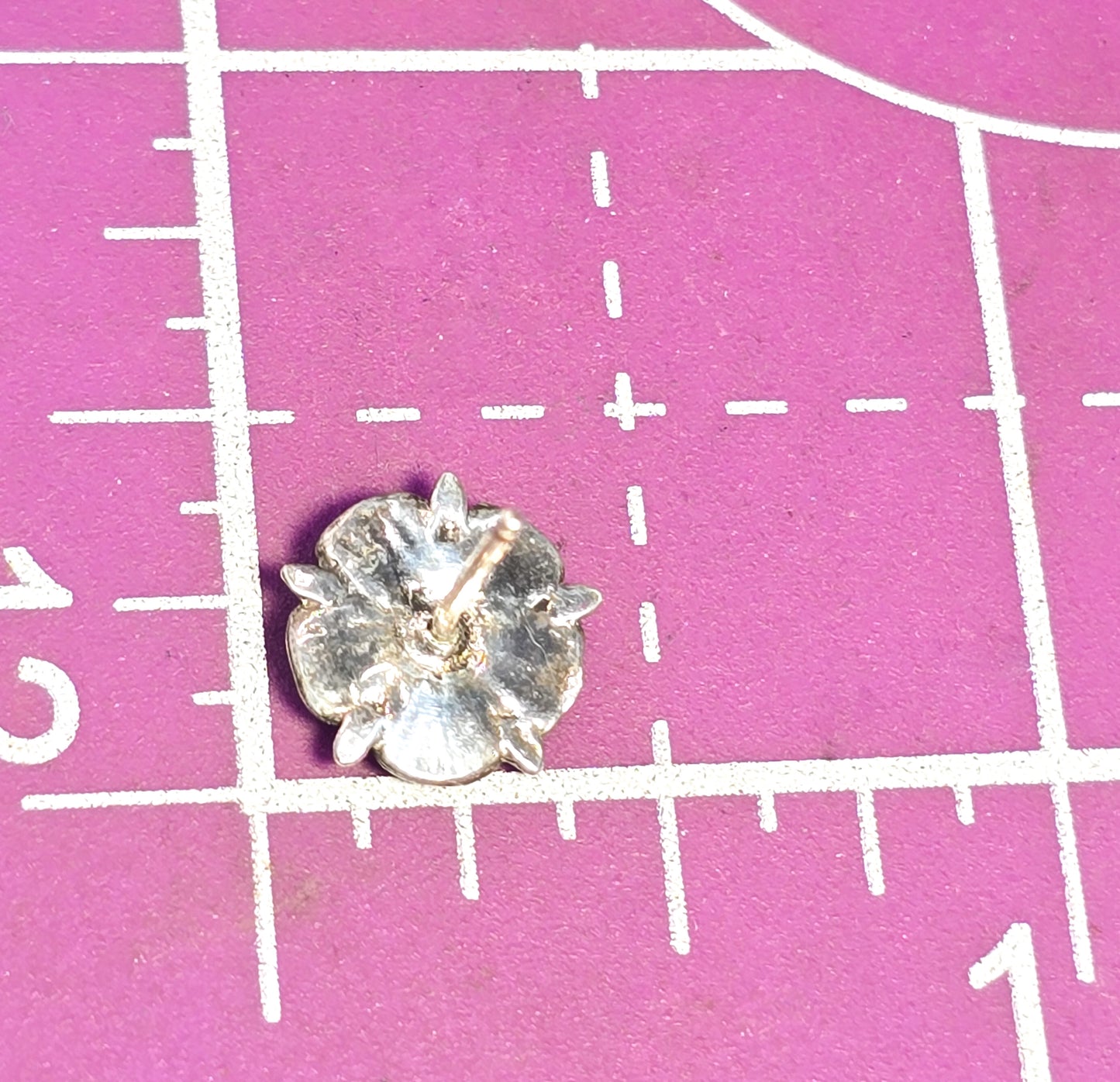 Retro Yorkshire rose white enamel flower vintage sterling silver stud earrings