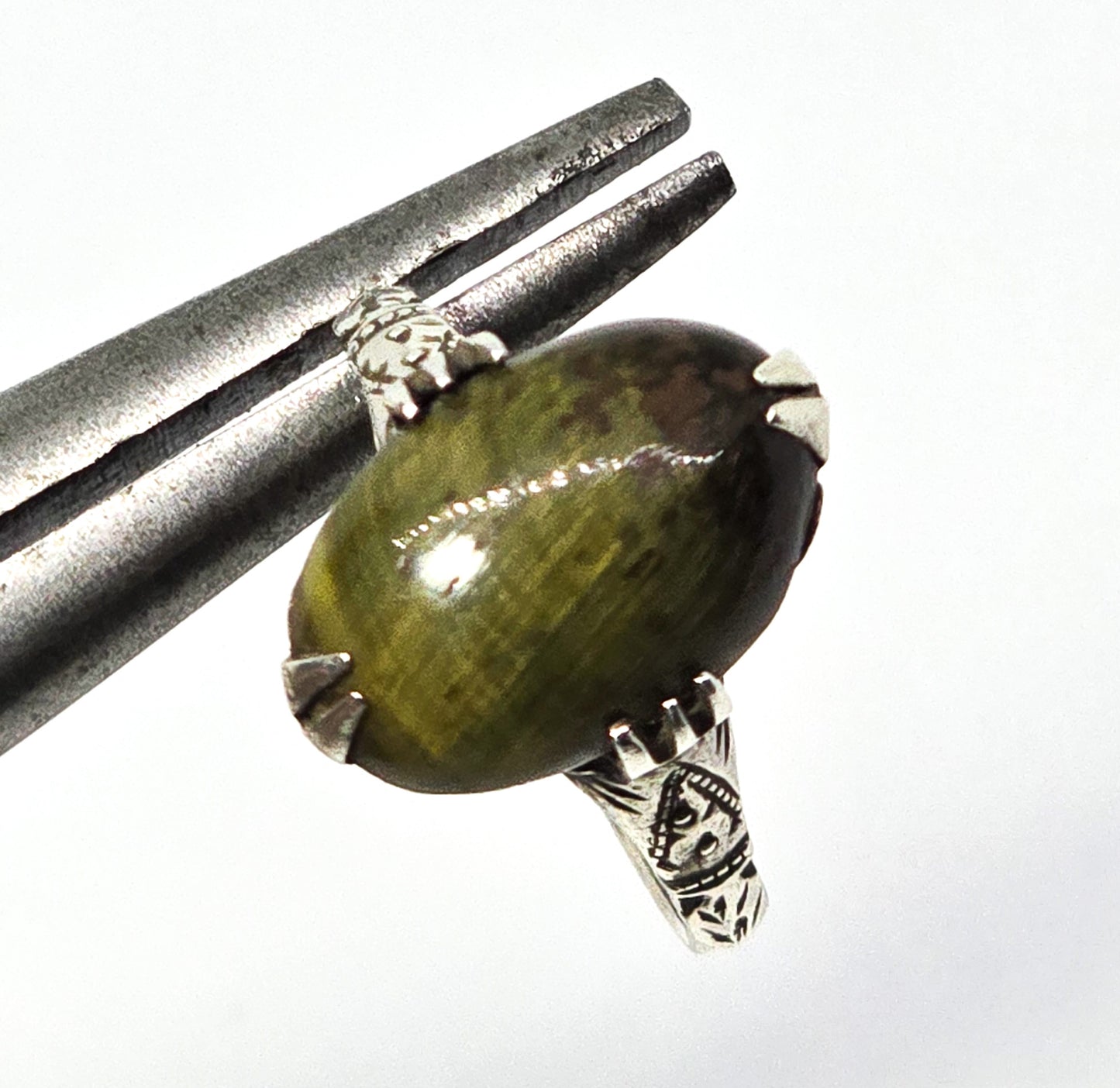 Art Deco Cat's eye tourmaline gemstone prong set antique sterling silver ring size 7.5