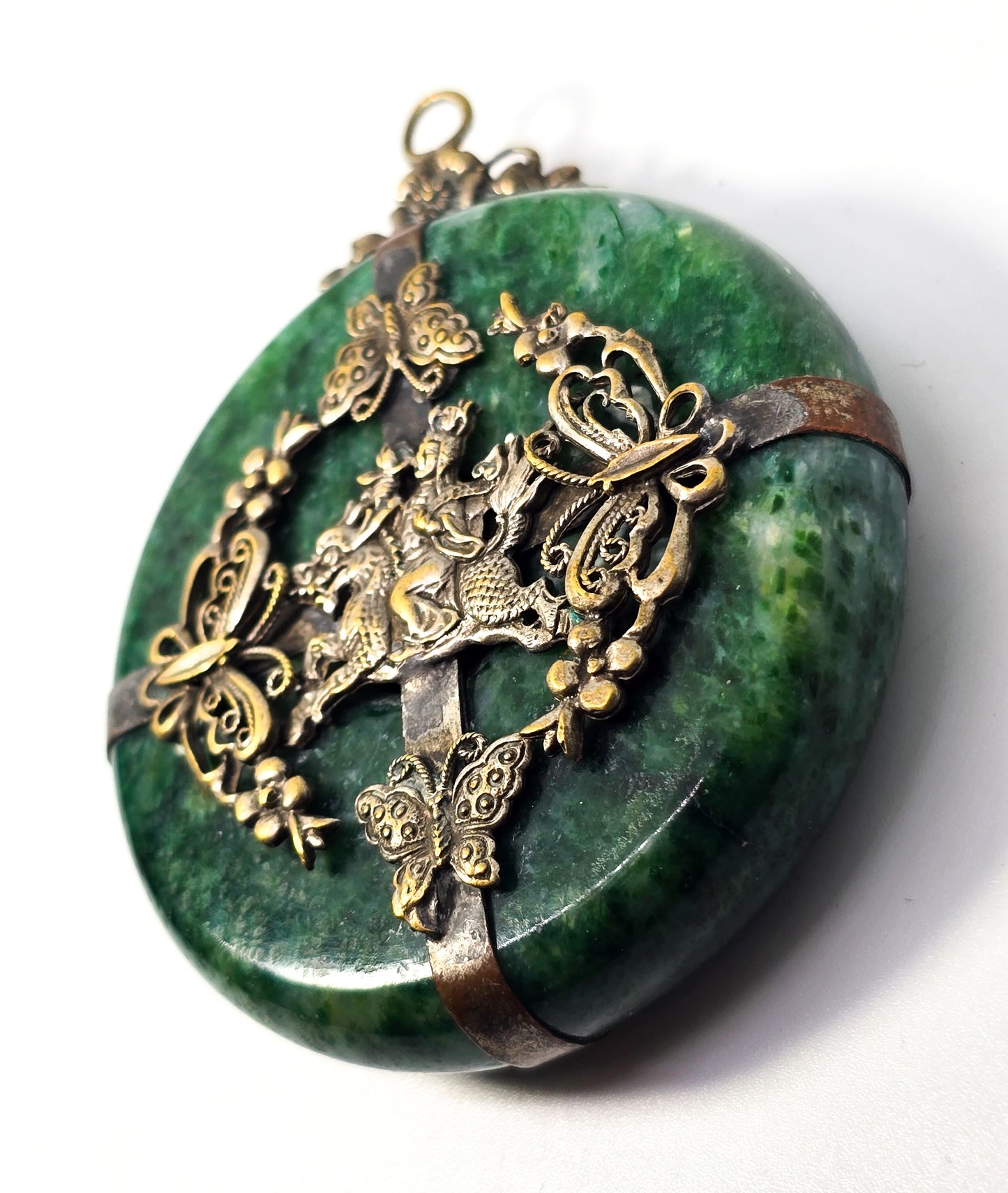 Dragon rider power good fortune green nephrite jade vintage Chinese pendant
