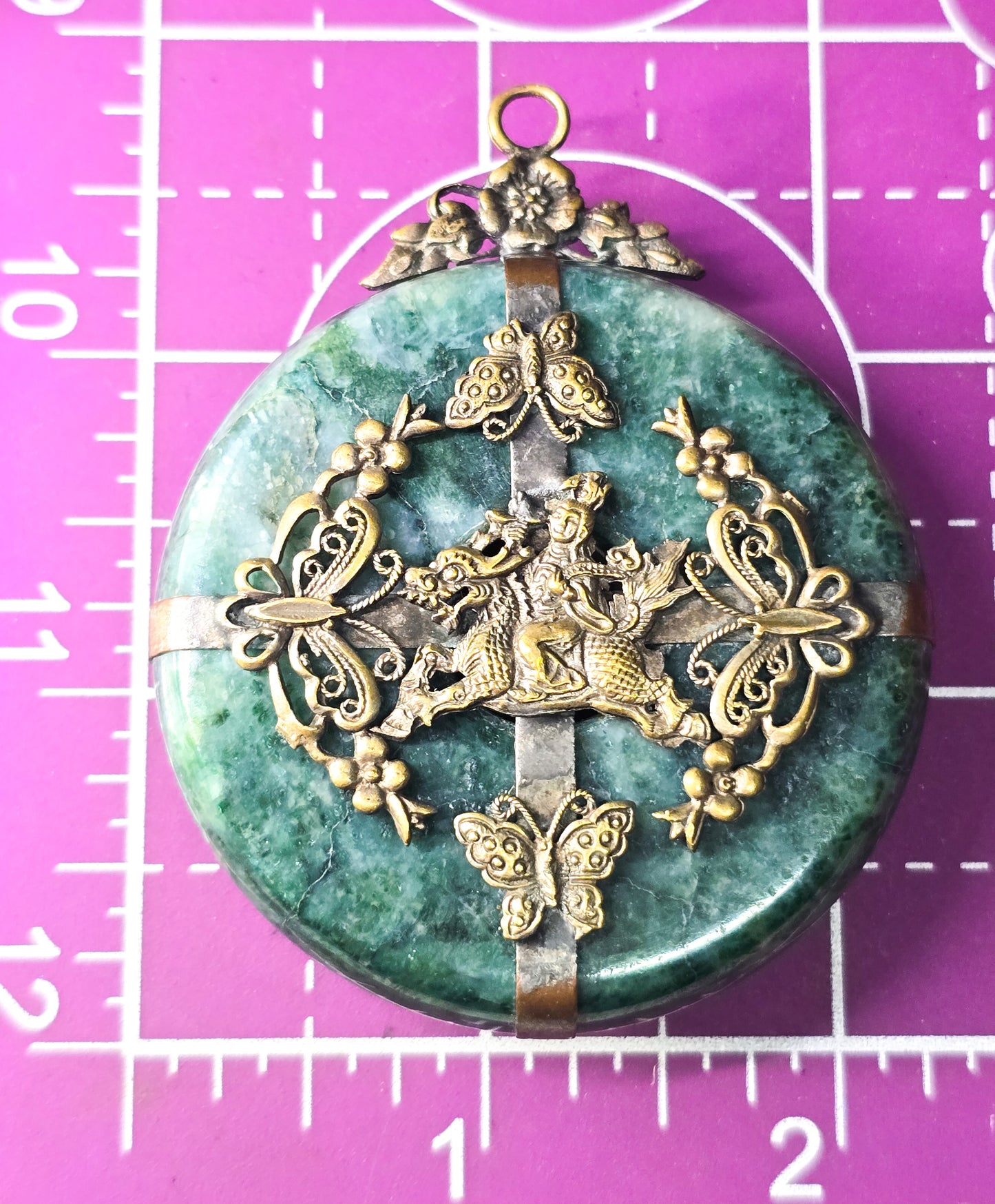Dragon rider power good fortune green nephrite jade vintage Chinese pendant