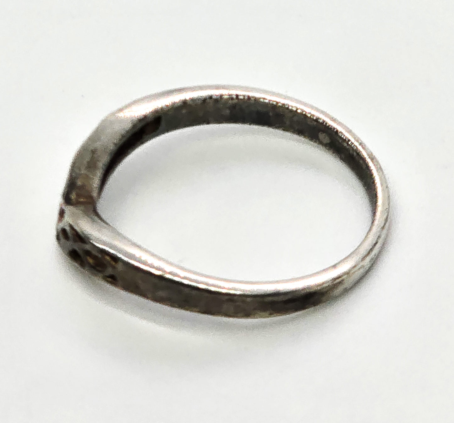 Retro filigree chevron V vintage sterling silver stacker ring band size 7
