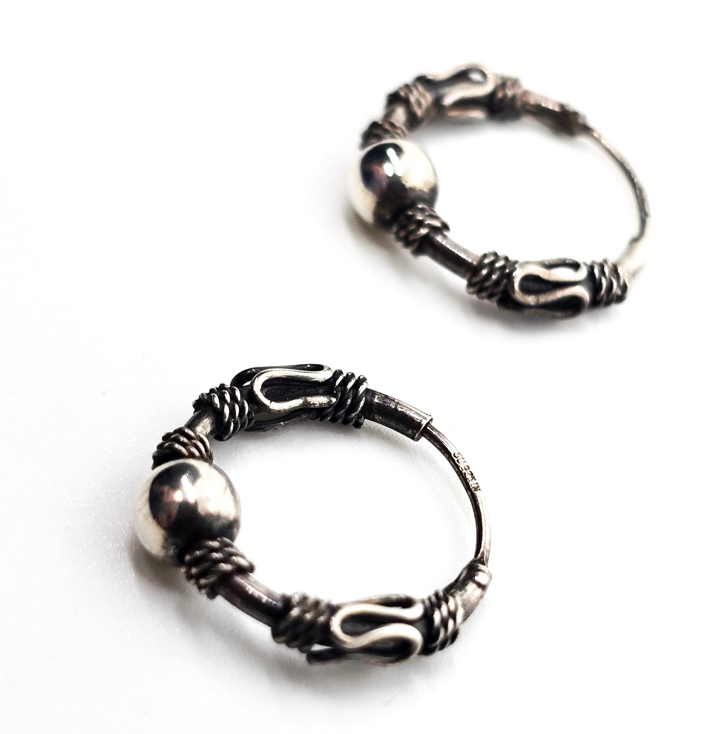 Tribal Balinese beaded ball sterling silver internal thread SU IN vintage hoop earrings