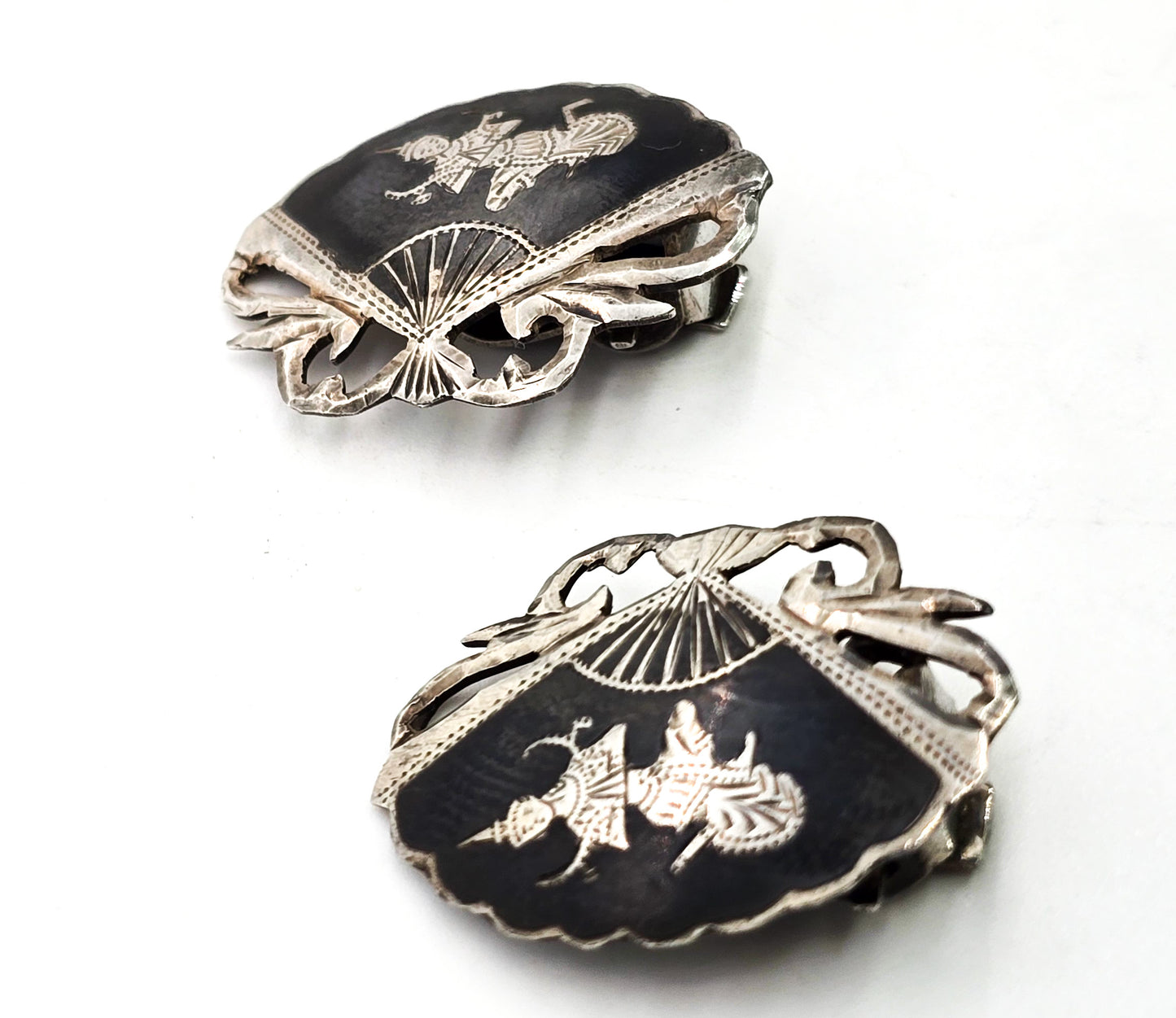Siam Nielloware fan black enamel sterling silver vintage clip on earrings