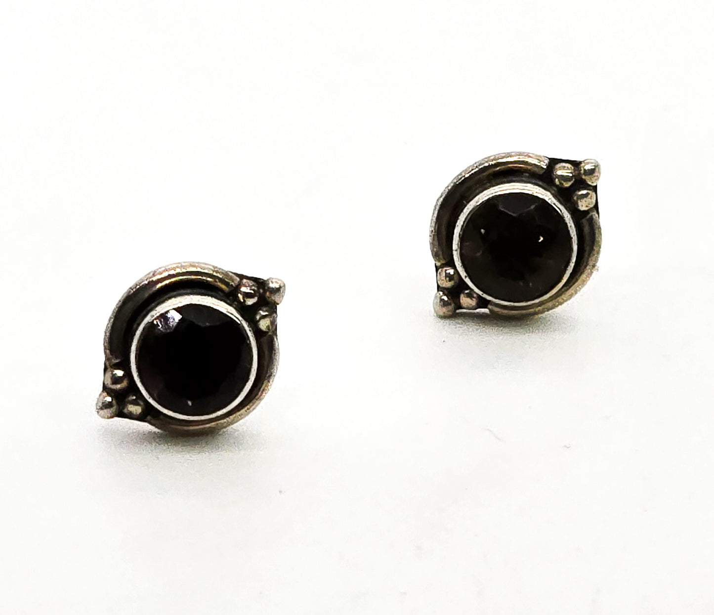 Brown smokey quartz 1ct IS vintage tribal sterling silver stud earrings