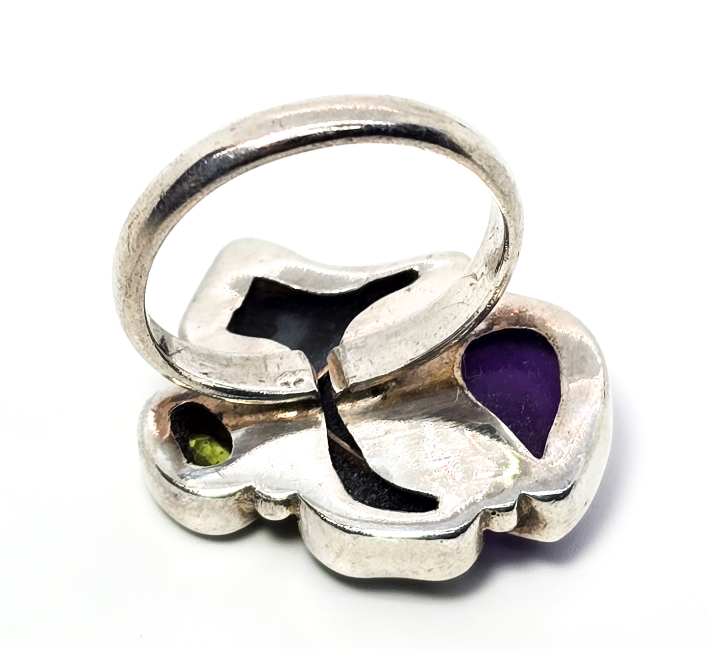 Wolf fetish Mother of pearl MOP gemstone amethyst peridot sterling silver ring size 9