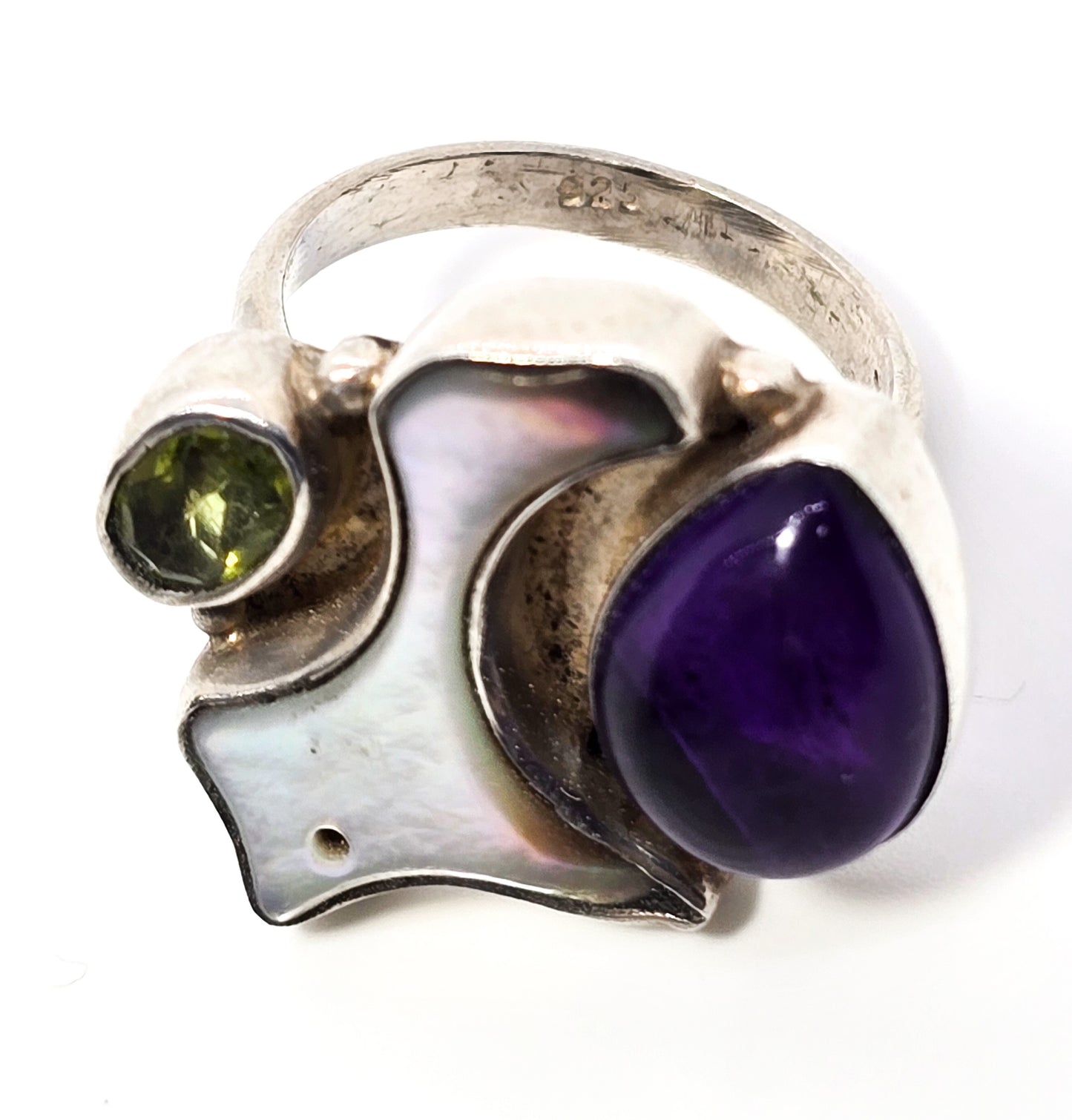 Wolf fetish Mother of pearl MOP gemstone amethyst peridot sterling silver ring size 9