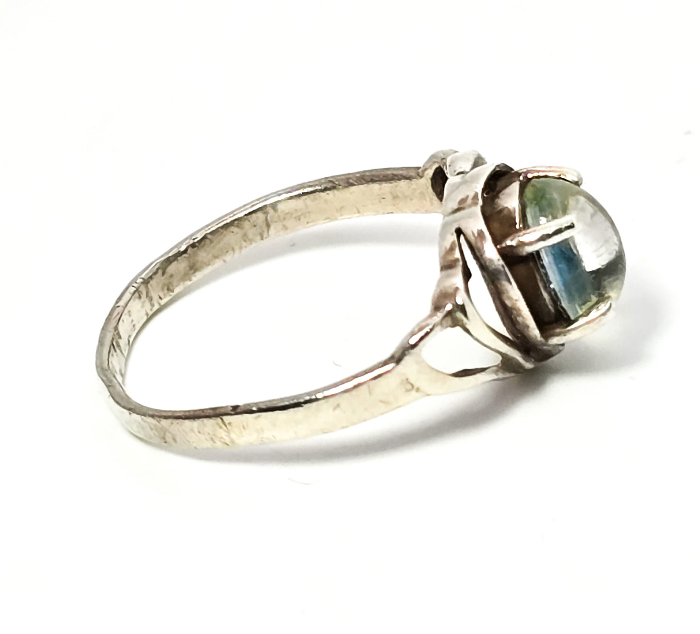 Blue stone retro heart ripple open work sterling silver ring size 7.5