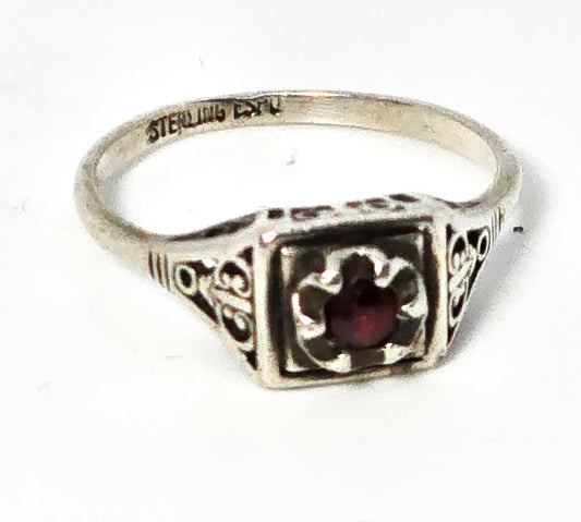 Joe Esposito Art Deco style Espo sterling garnet sterling silver ring size 7