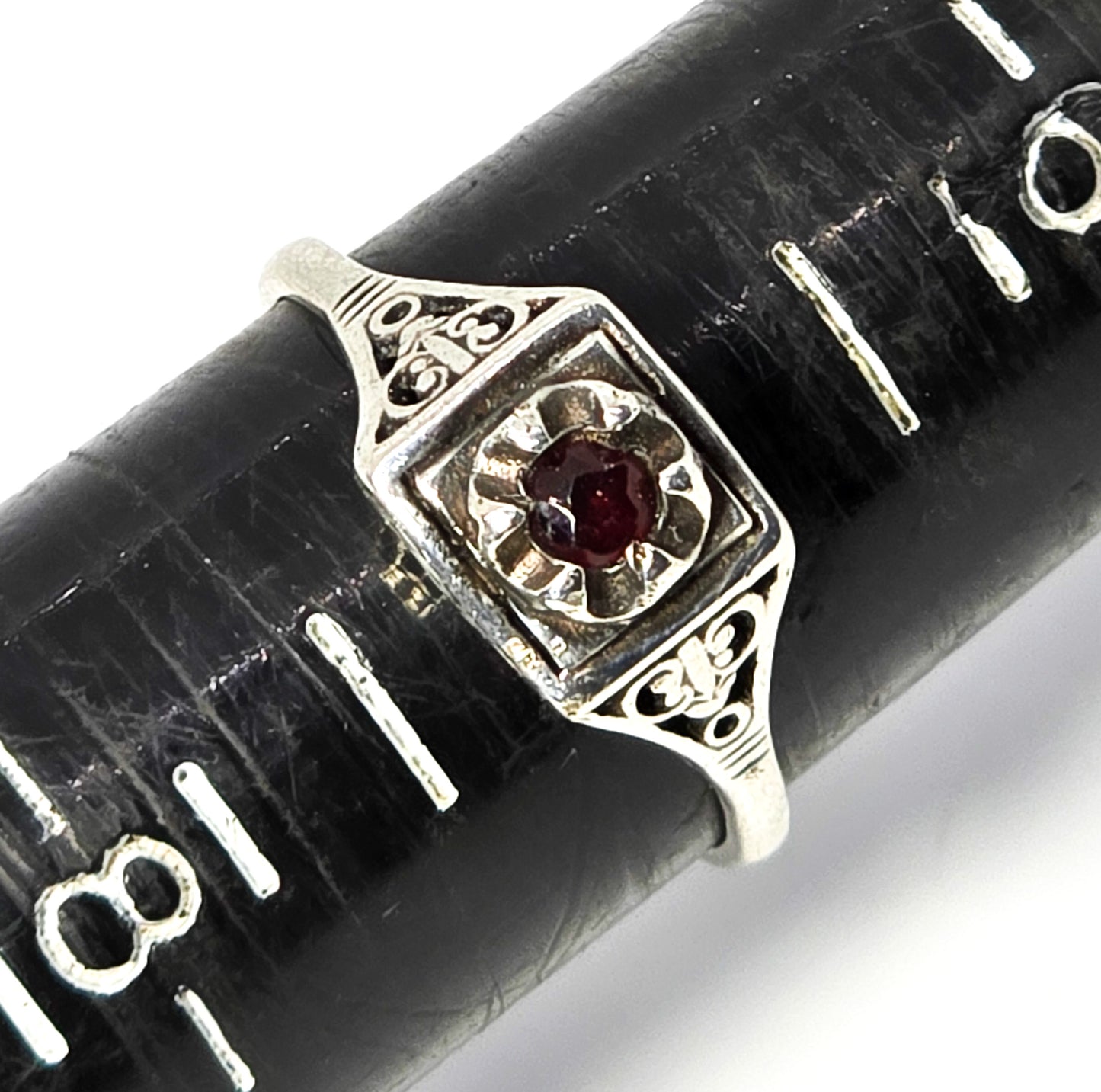 Joe Esposito Art Deco style Espo sterling garnet sterling silver ring size 7