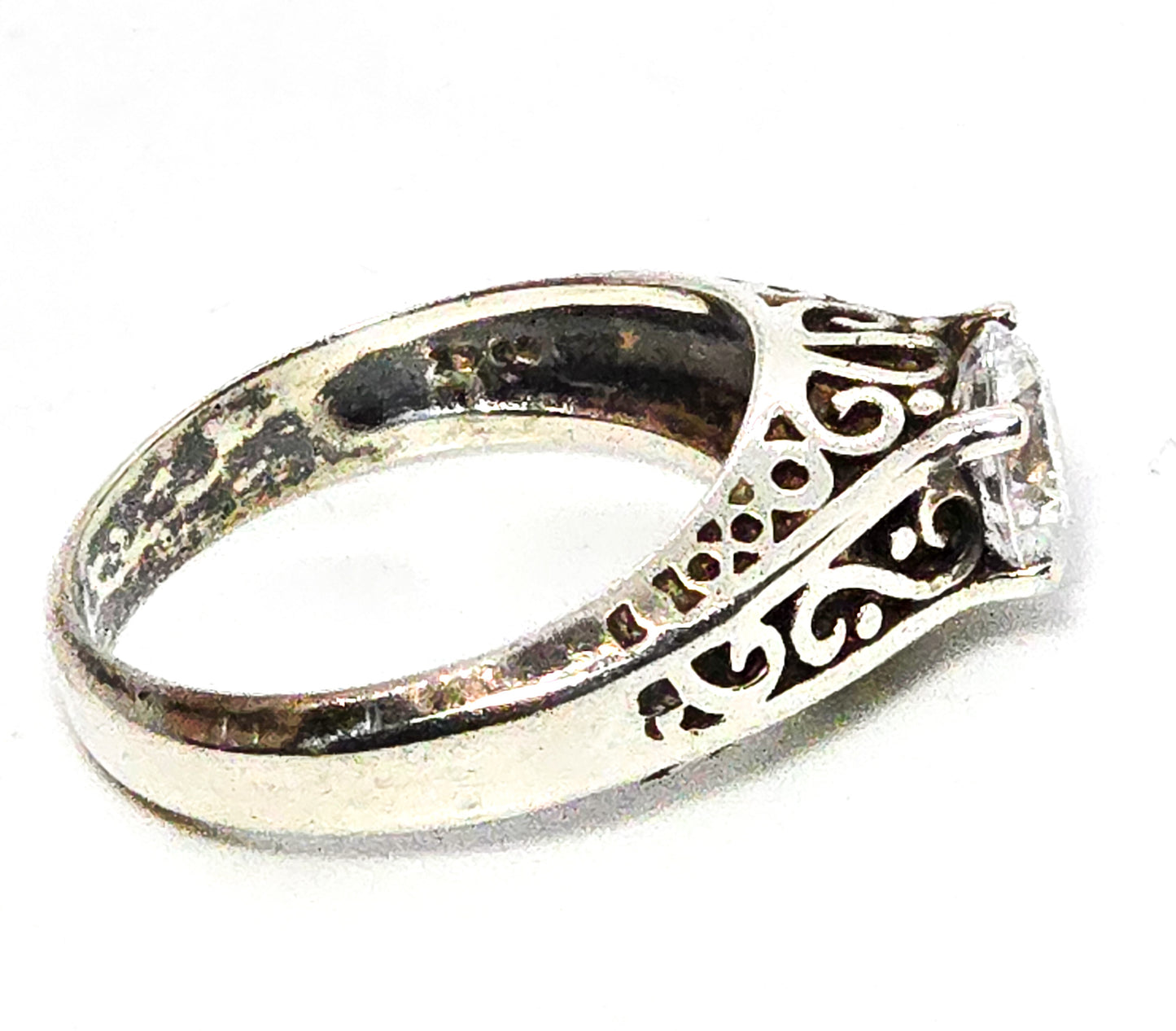 Cubic Zirconia round raised setting Filigree swirl Sterling Silver ring size 7