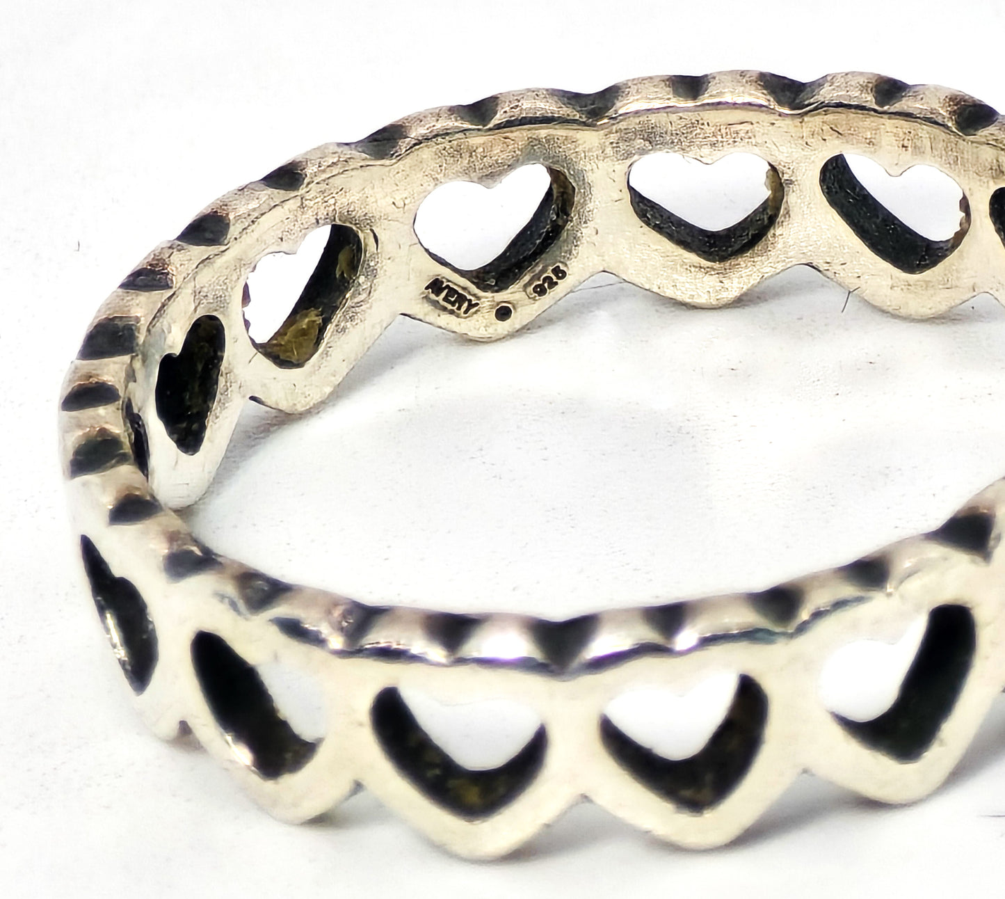 James Avery Retired Eternal hearts sterling silver signed ring band size 7
