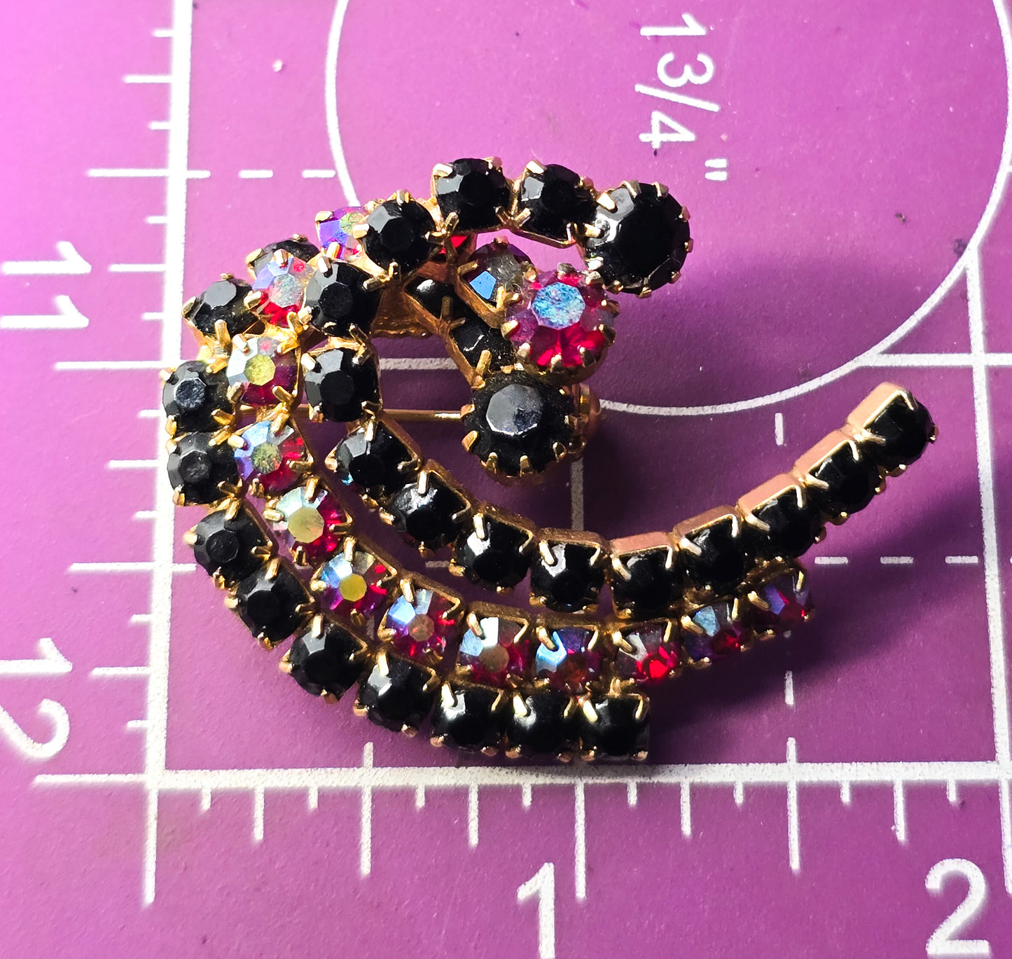 Red and black rainbow aurora borealis AB vintage scatter brooch pin