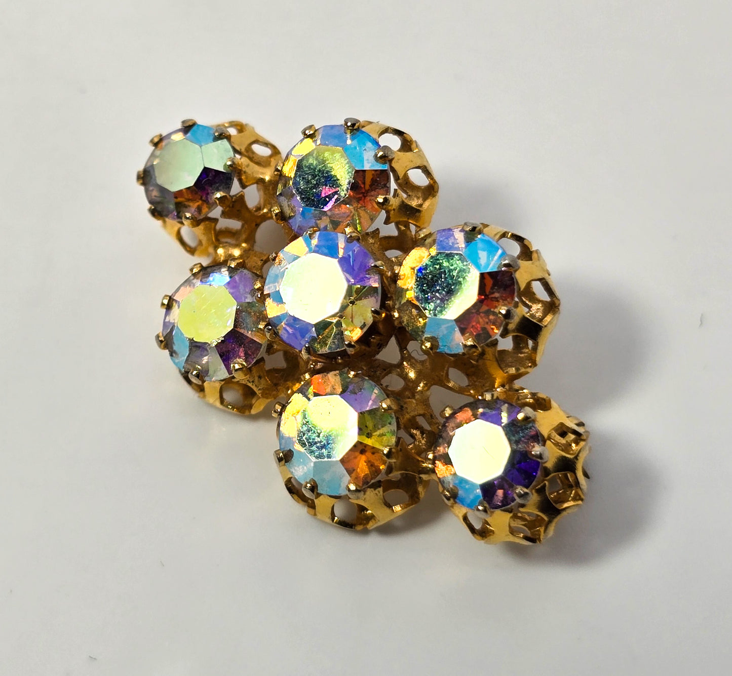 Rainbow Aurora Borealis AB bright faceted gold toned vintage rhinestone brooch