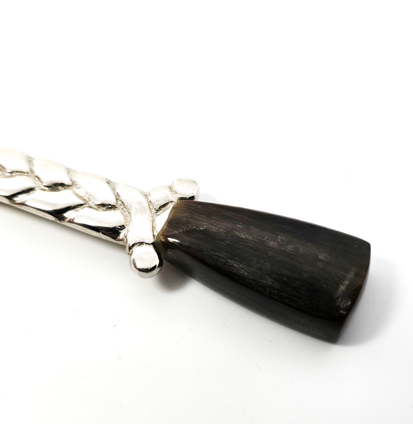Scottish dirk wooden hilt vintage silver toned kilt pin brooch