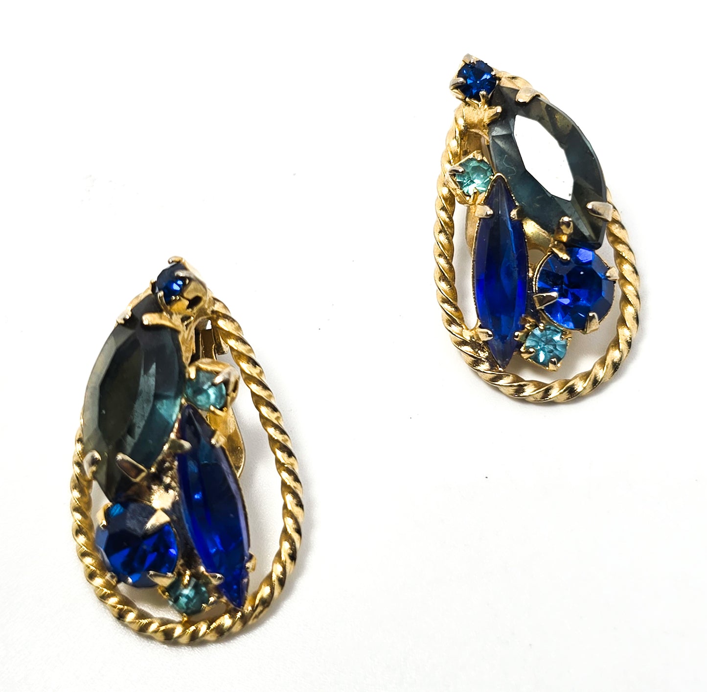 Blue rhinestone halo vintage gold toned mid century clip on earrings