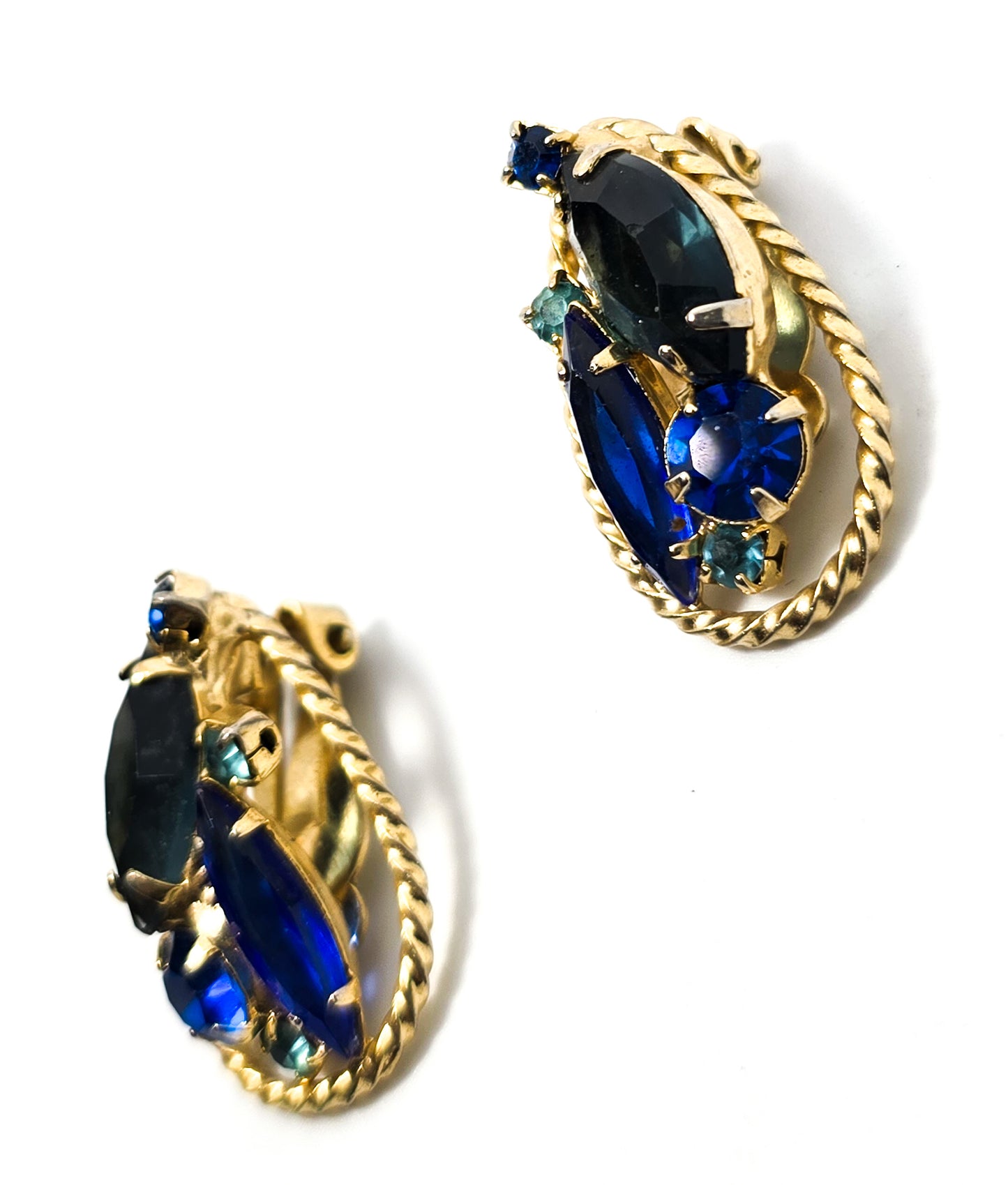 Blue rhinestone halo vintage gold toned mid century clip on earrings