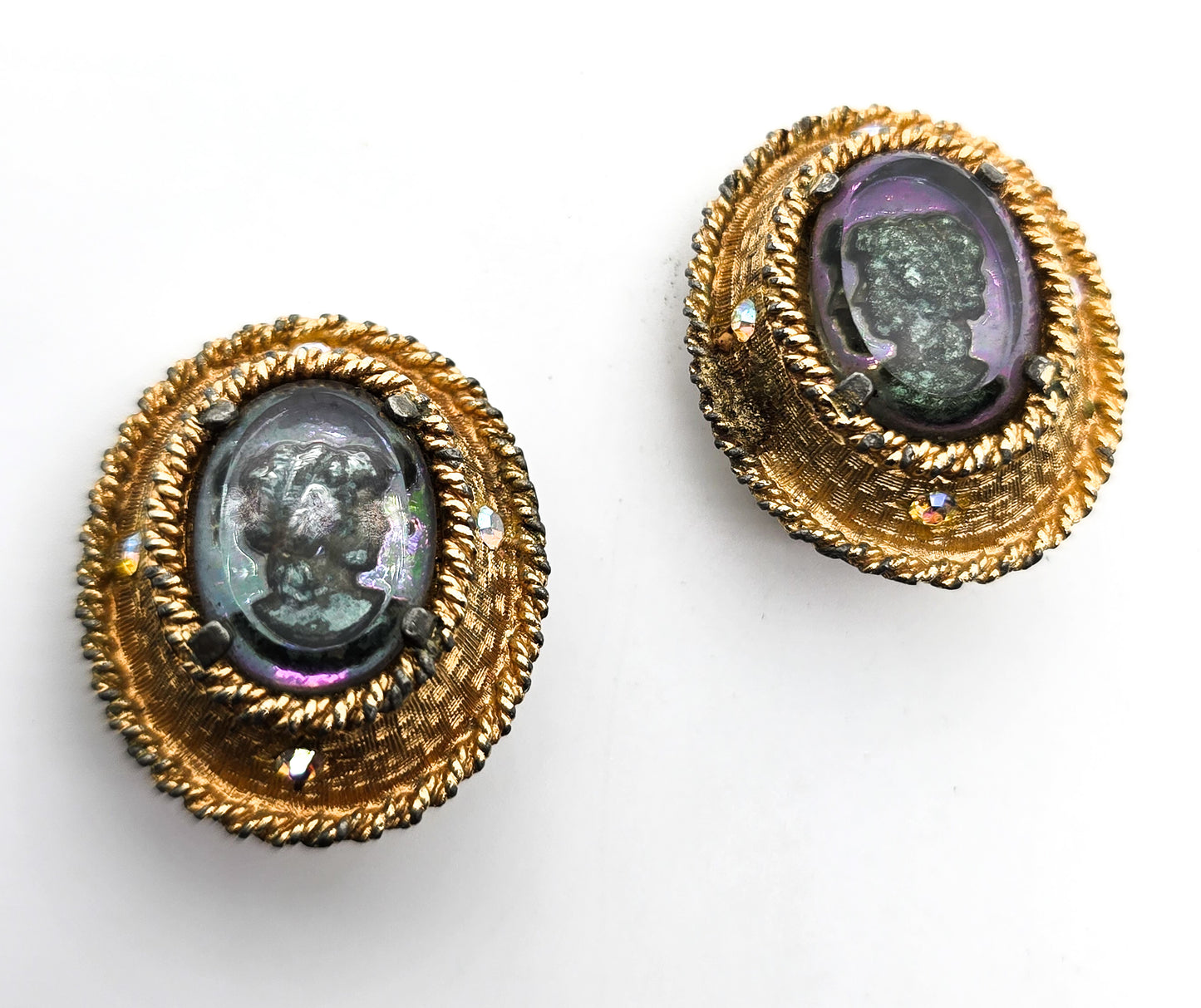 Judy Lee oil slick cameo aurora borealis vintage rhinestone clip on earrings