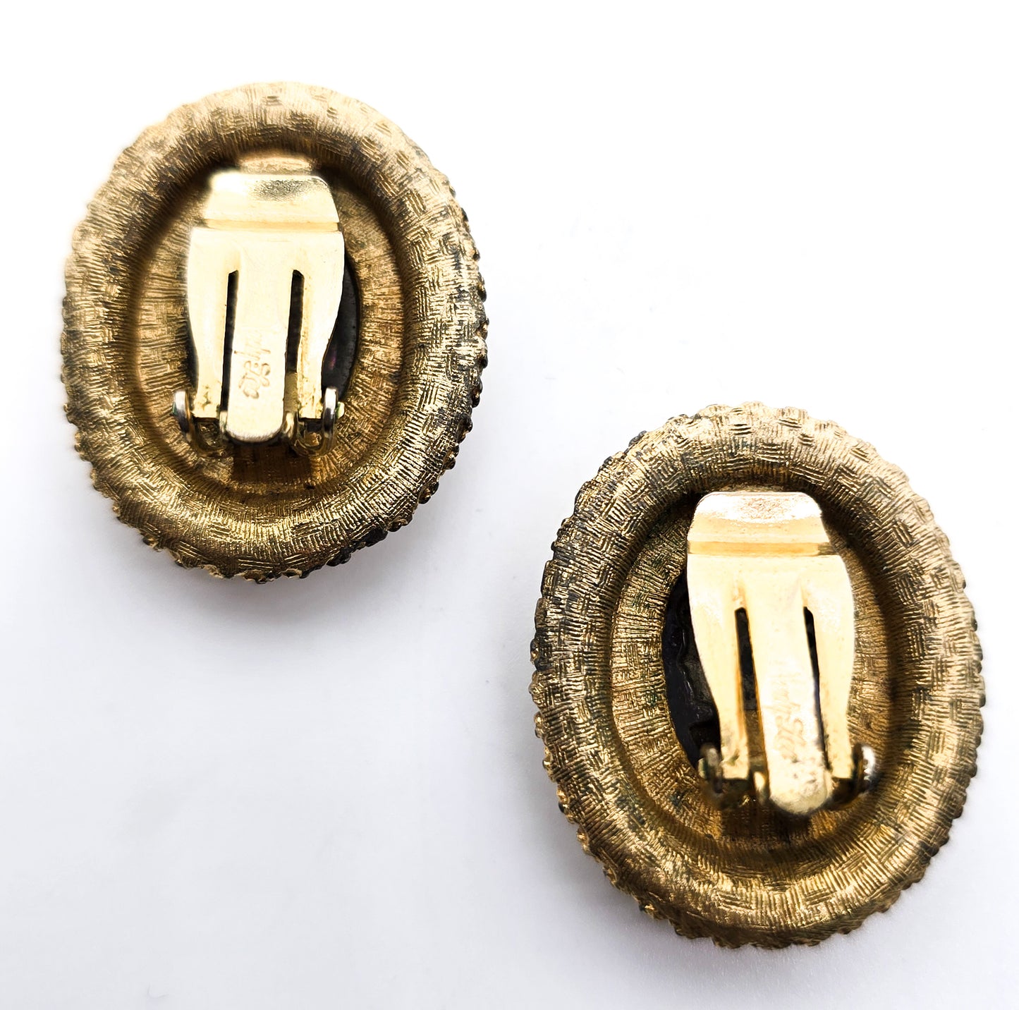 Judy Lee oil slick cameo aurora borealis vintage rhinestone clip on earrings
