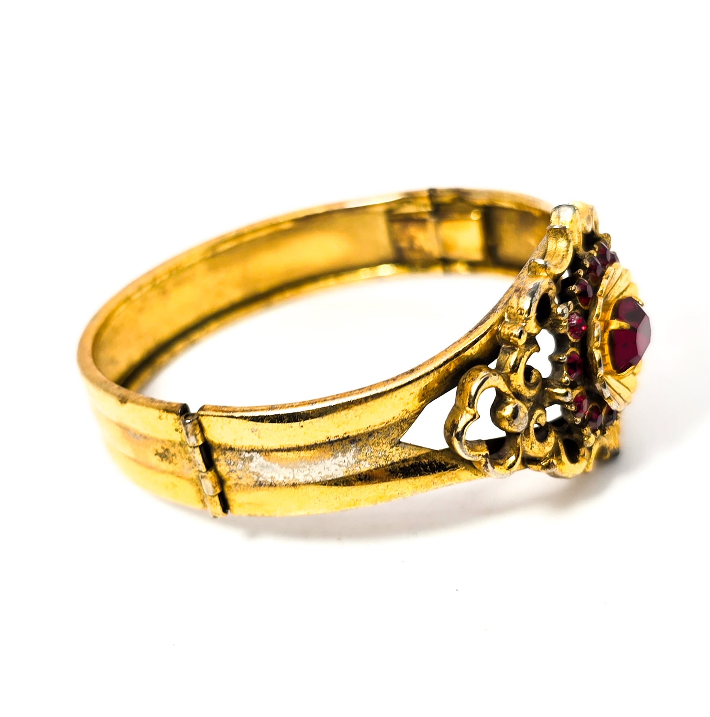 Red rhinestone vintage mid century gold toned floral clamper bangle bracelet