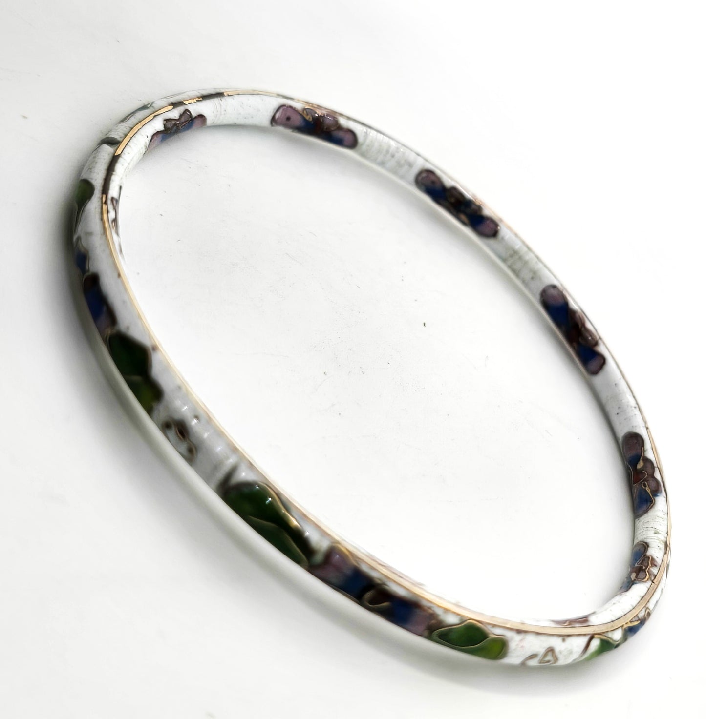 White Cloisonne enamel flower vintage thin stacking bangle bracelet DAMAGED