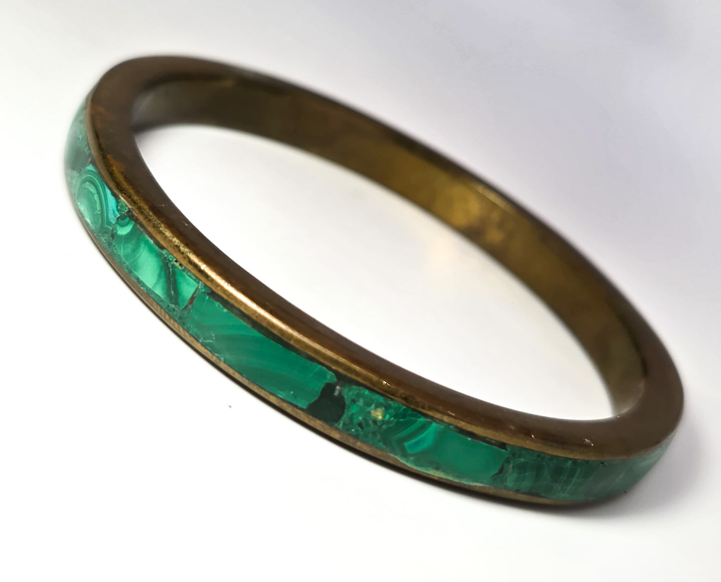 Malachite chip inlay green gemstone vintage brass bangle bracelet