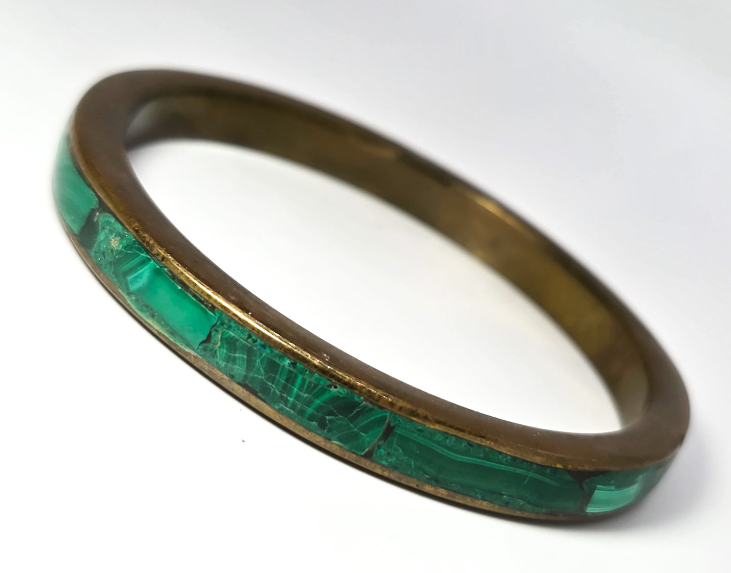 Malachite chip inlay green gemstone vintage brass bangle bracelet