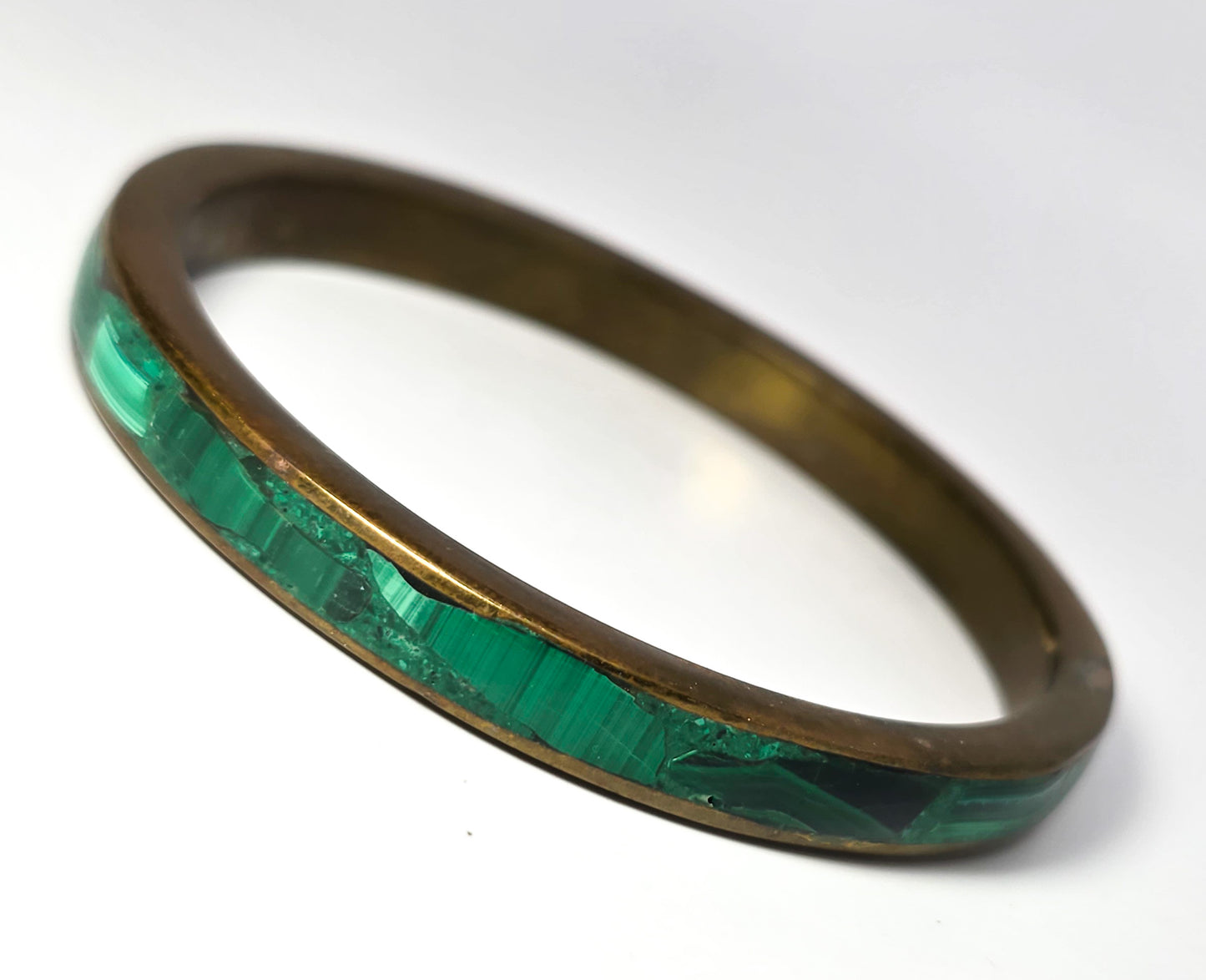 Malachite chip inlay green gemstone vintage brass bangle bracelet