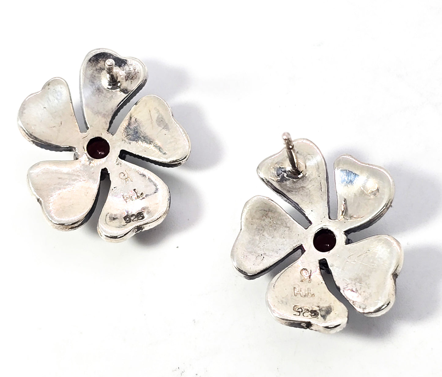 Mother of Pearl Flower garnet and marcasite sterling silver stud earrings TH