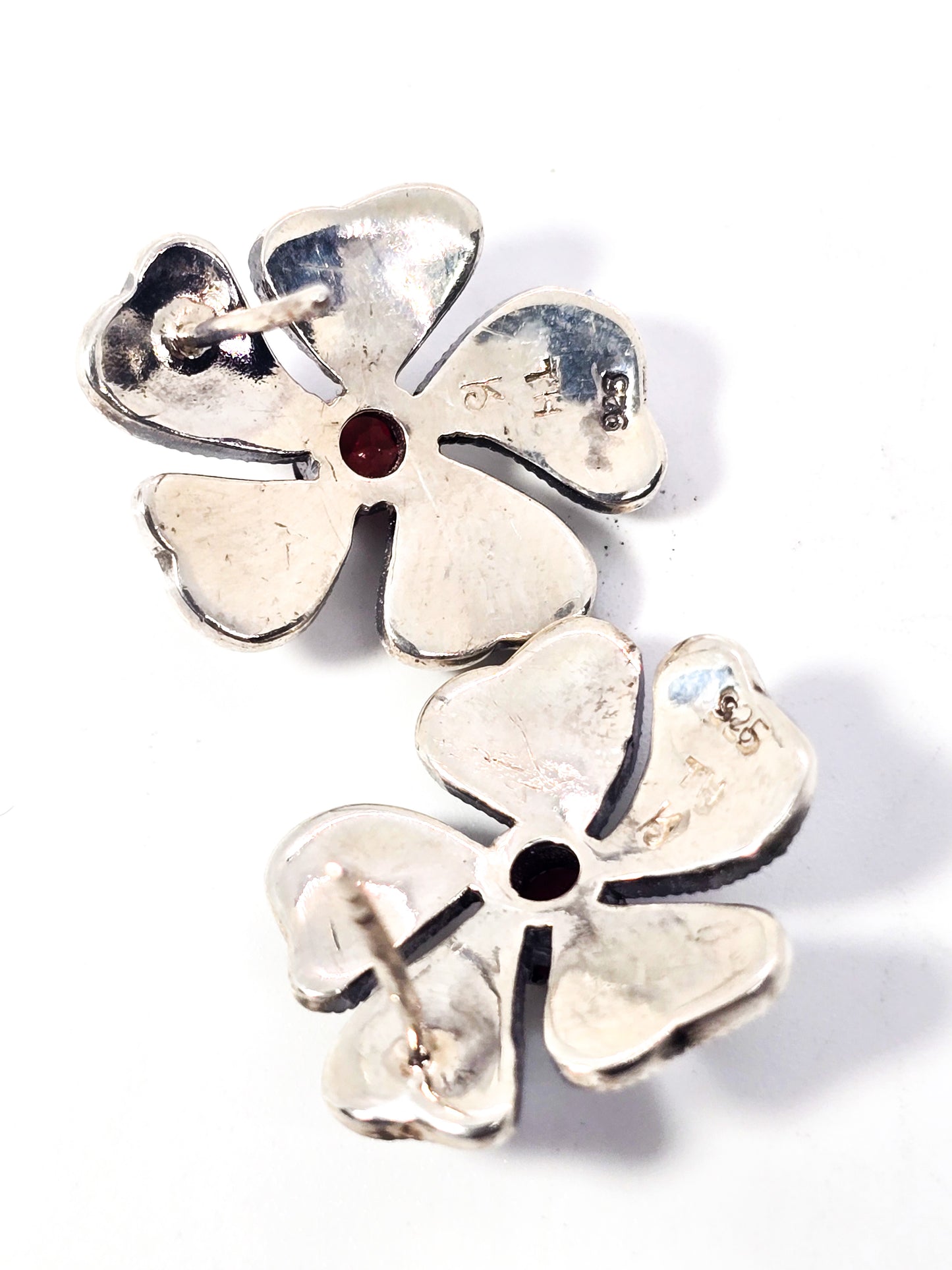 Mother of Pearl Flower garnet and marcasite sterling silver stud earrings TH