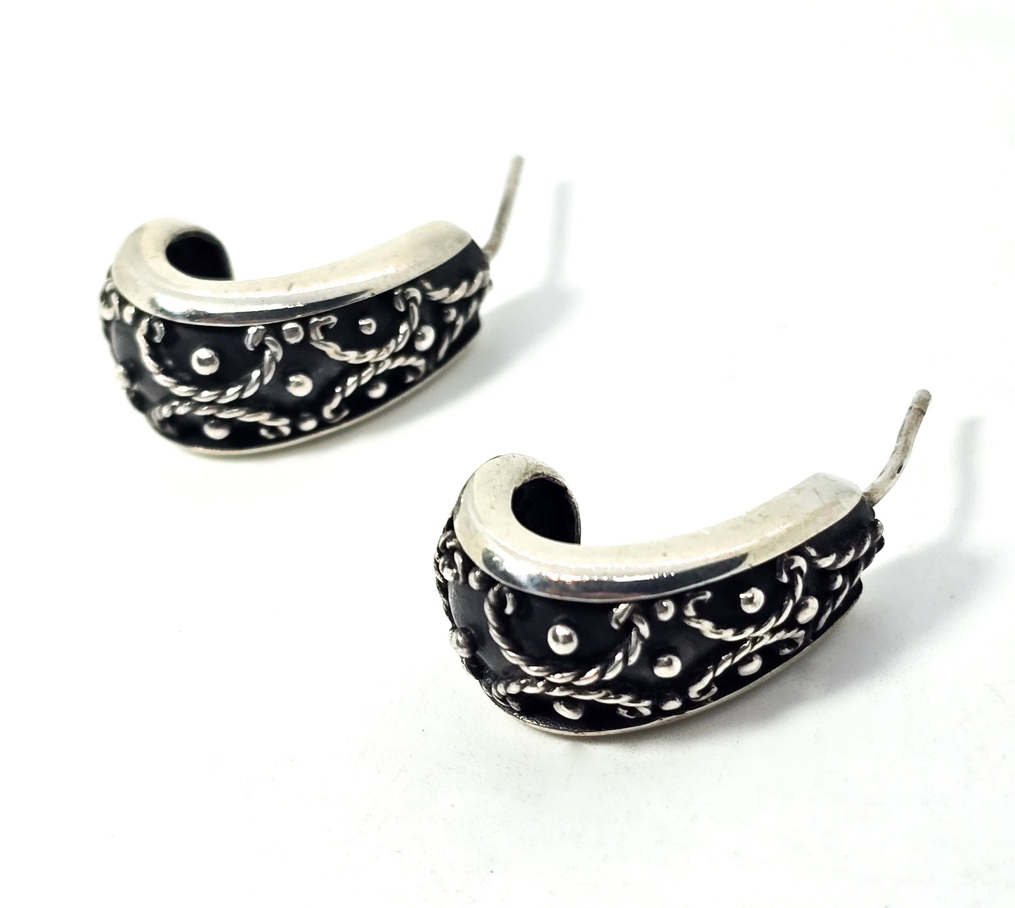 Mark Wasserman Samara MWS Balinese Bali vintage sterling silver hoop earrings