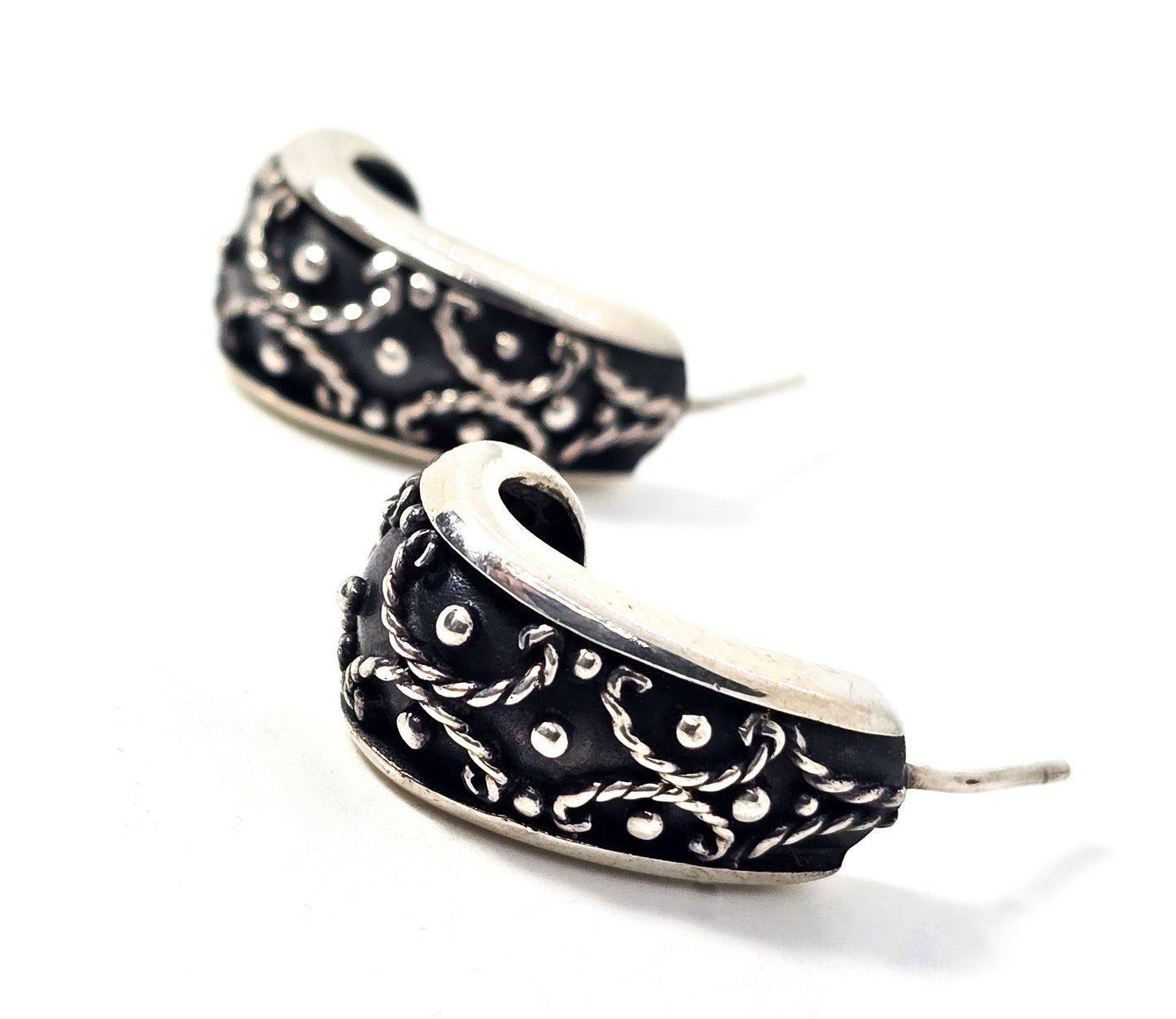 Mark Wasserman Samara MWS Balinese Bali vintage sterling silver hoop earrings
