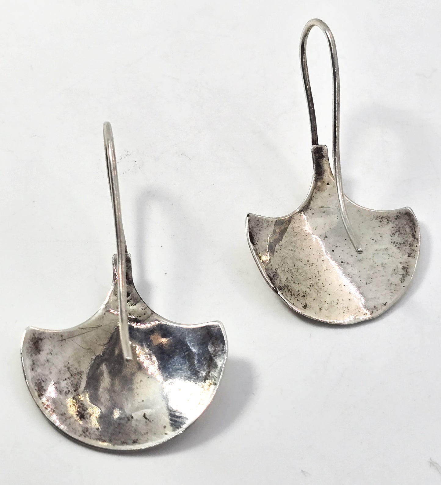Modernist hammered sterling silver artisan large drop fan vintage earrings