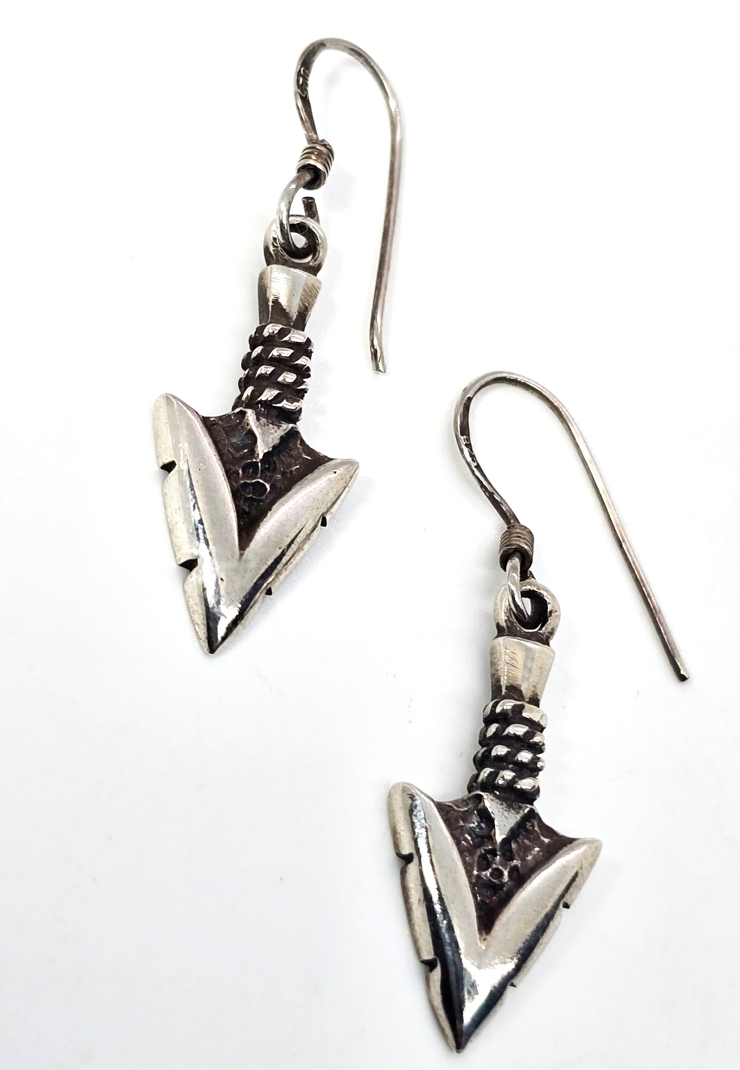 Arrow head Native American vintage sterling silver Southwestern drop earrings