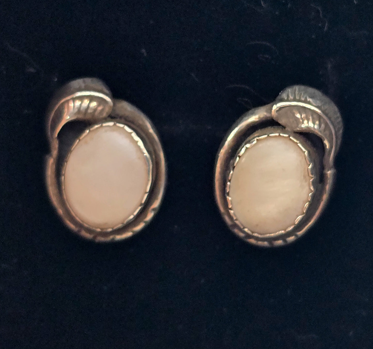 Native American Navajo Mother of Pearl MOP sterling silver stud vintage earrings