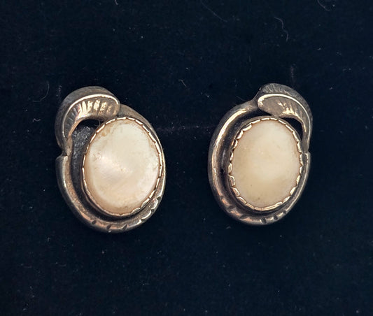 Native American Navajo Mother of Pearl MOP sterling silver stud vintage earrings