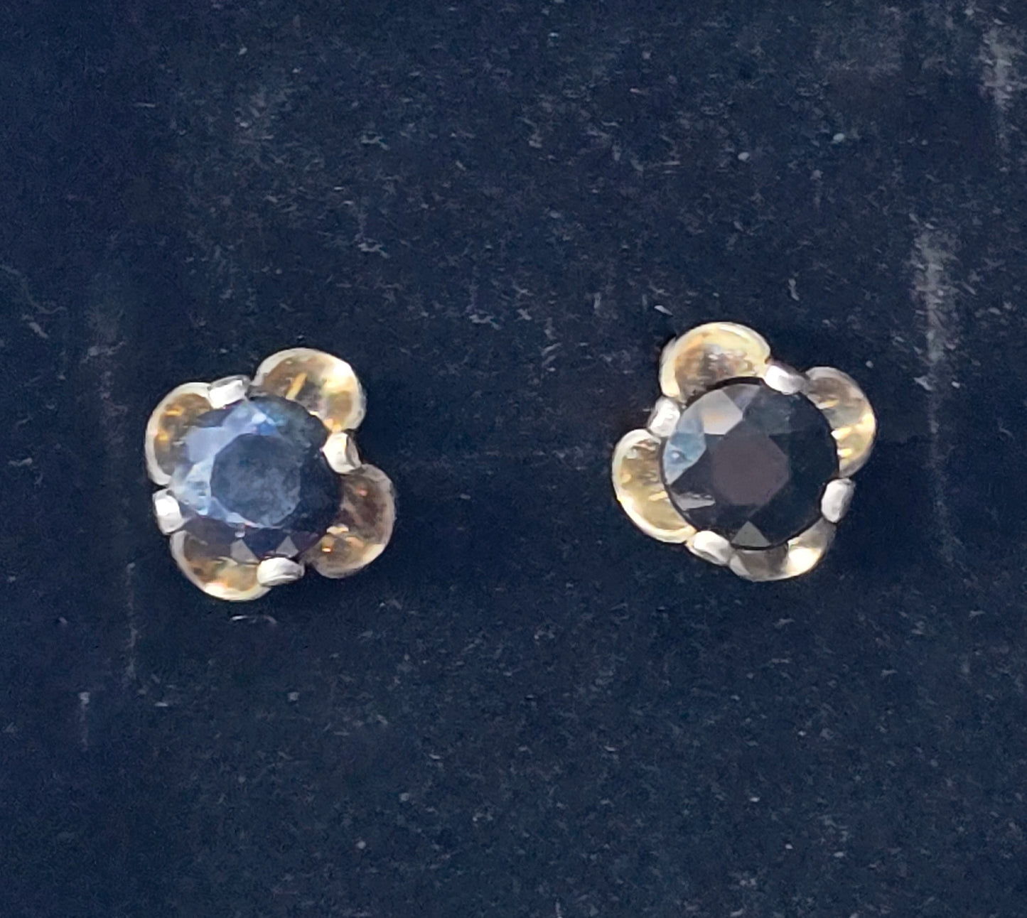Landstrom's dark blue sapphire 1ct total weight sterling silver stud earrings