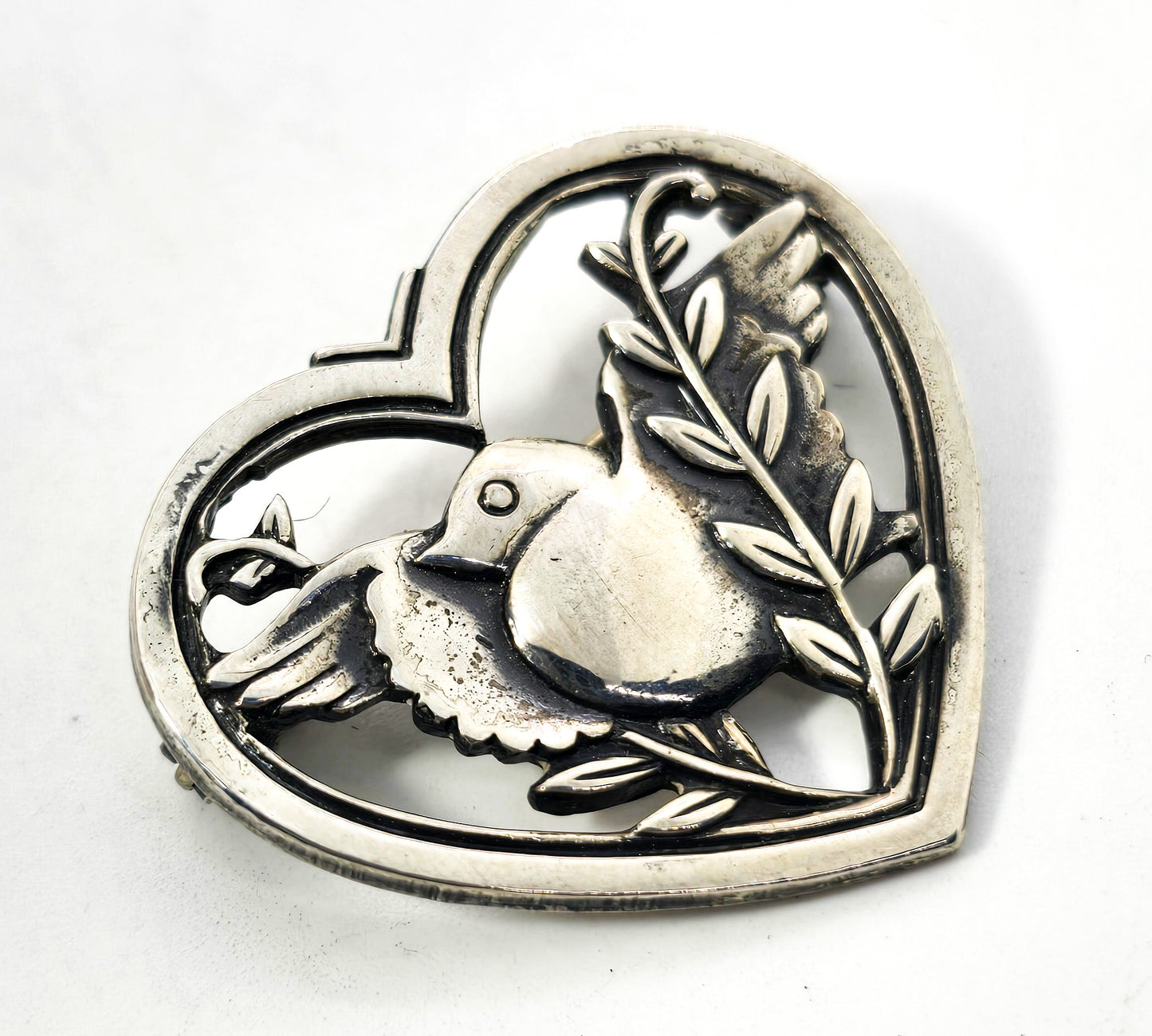Coro Pegasus "NORSELAND" bird in heart 1940's vintage sterling silver Brooch Pin
