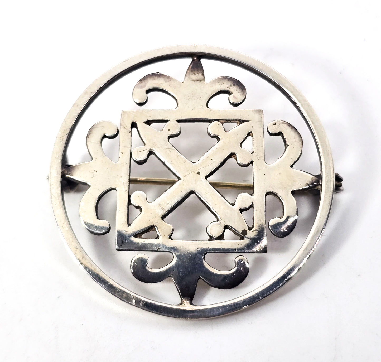 Scottish Malcolm Gray Celtic St Magnus cross hallmarked vintage pin brooch