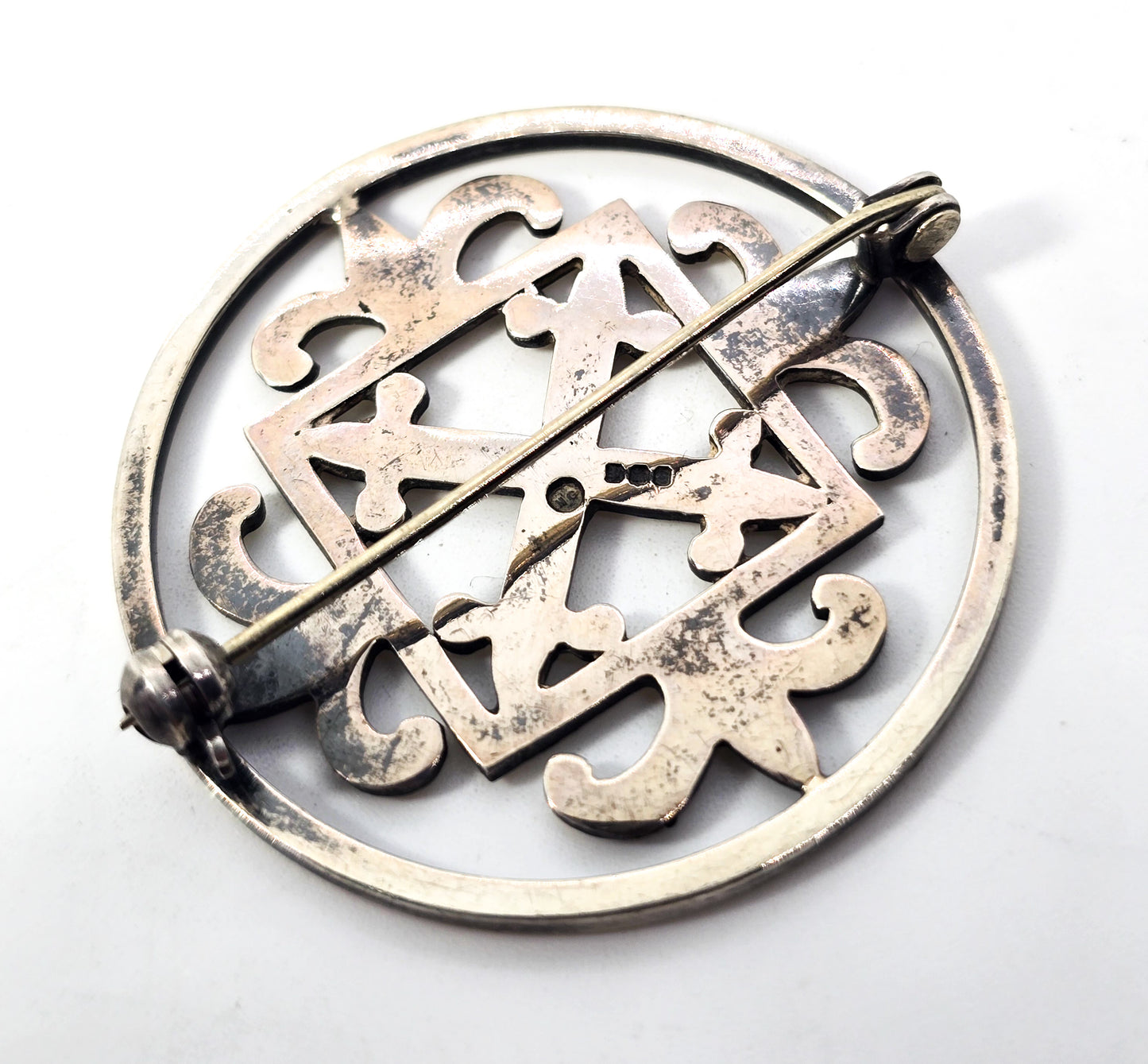 Scottish Malcolm Gray Celtic St Magnus cross hallmarked vintage pin brooch
