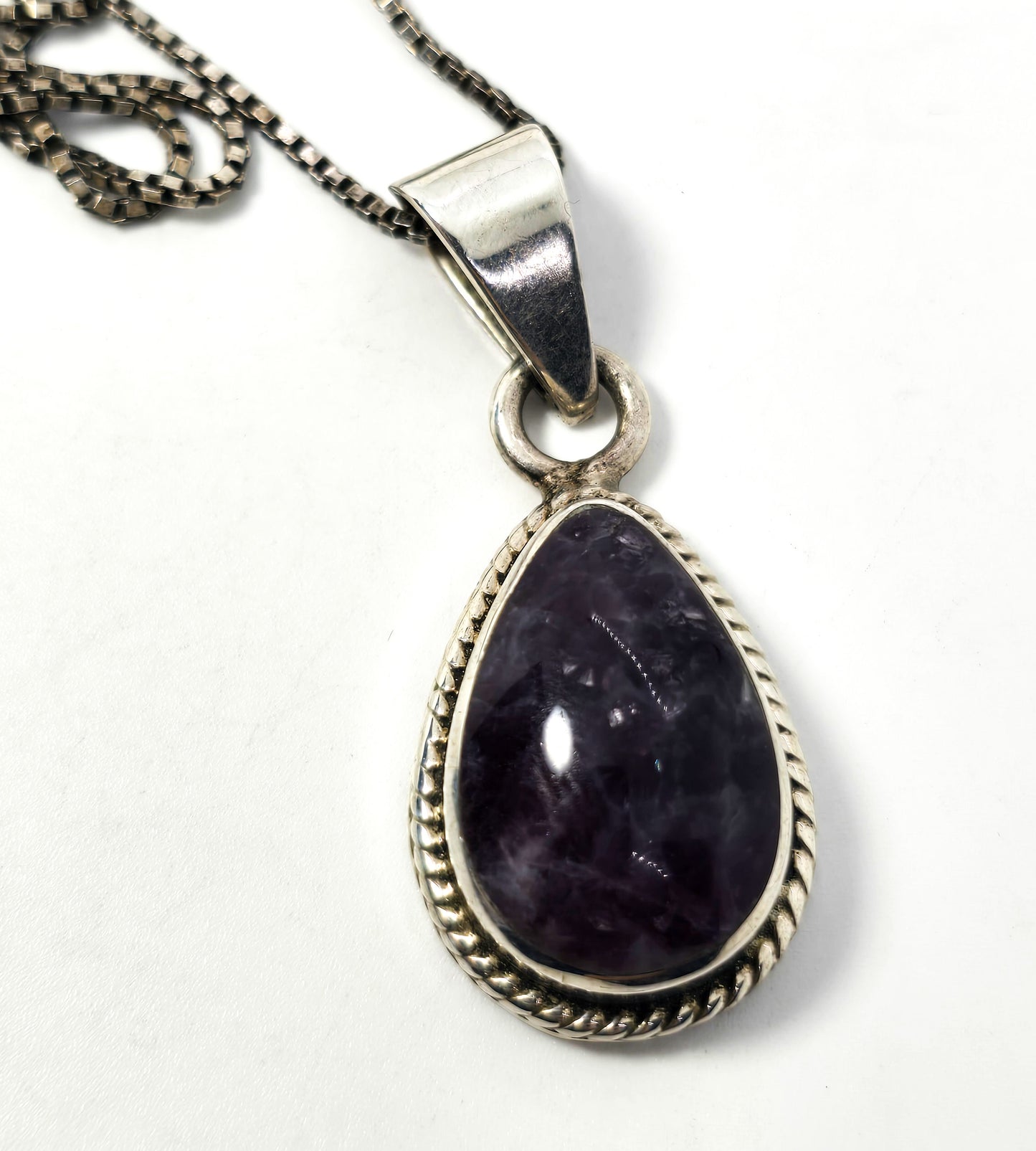 Taxco Mexico Dark Purple Amethyst signed sterling silver vintage pendant necklace