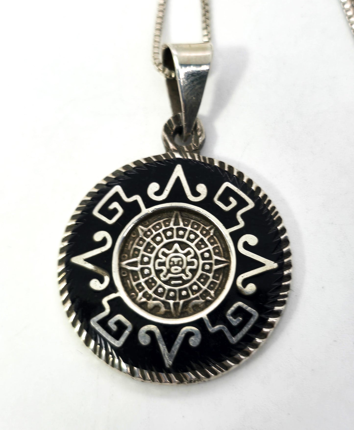 Aztec Calendar Taxco Mexico black onyx inlay vintage sterling silver necklace